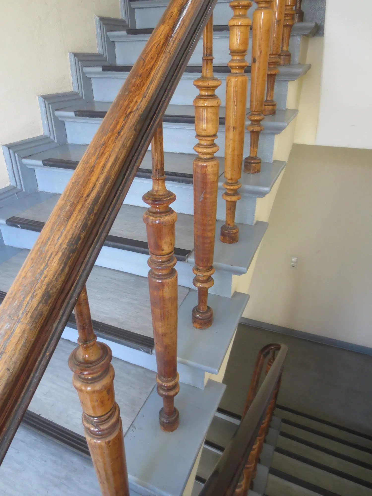 Mit Blick über die Dächer Berlins: Maisonette-Wohnung ca. 65 m² - 2 Zimmer & Dachterrasse zwischen U-Bahnhof Kleistpark und Langenscheidtbrücke – Bild 9