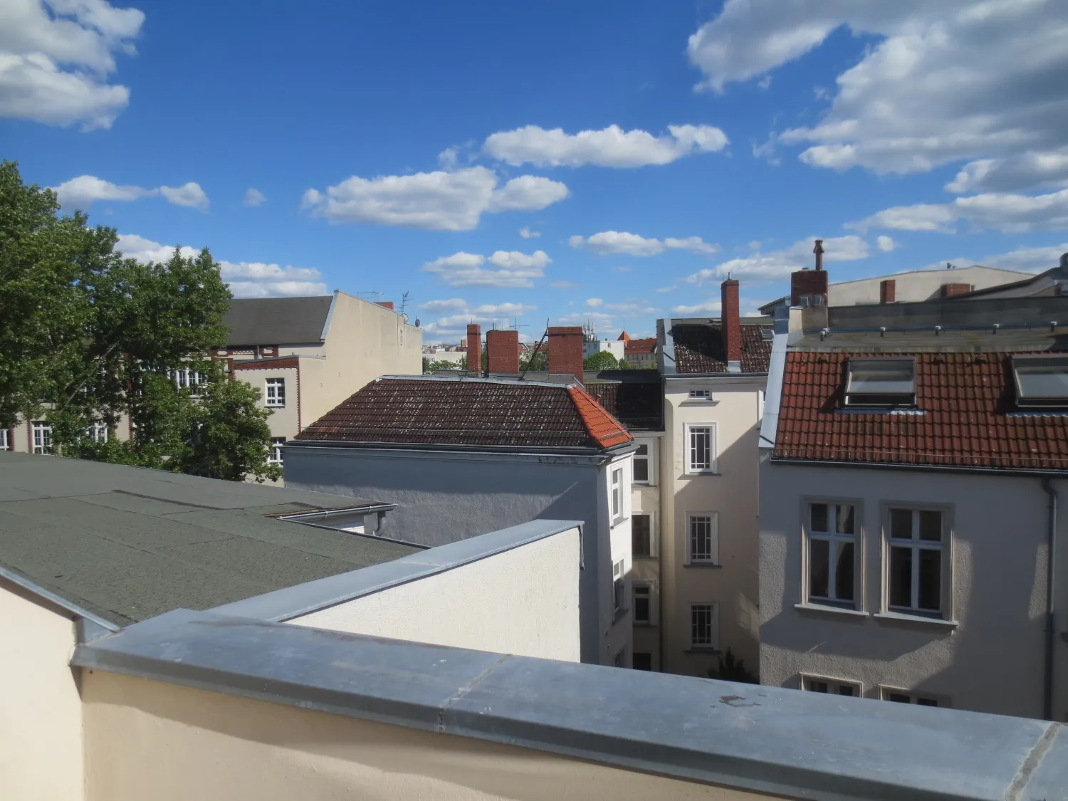 Mit Blick über die Dächer Berlins: Maisonette-Wohnung ca. 65 m² - 2 Zimmer & Dachterrasse zwischen U-Bahnhof Kleistpark und Langenscheidtbrücke – Bild 19