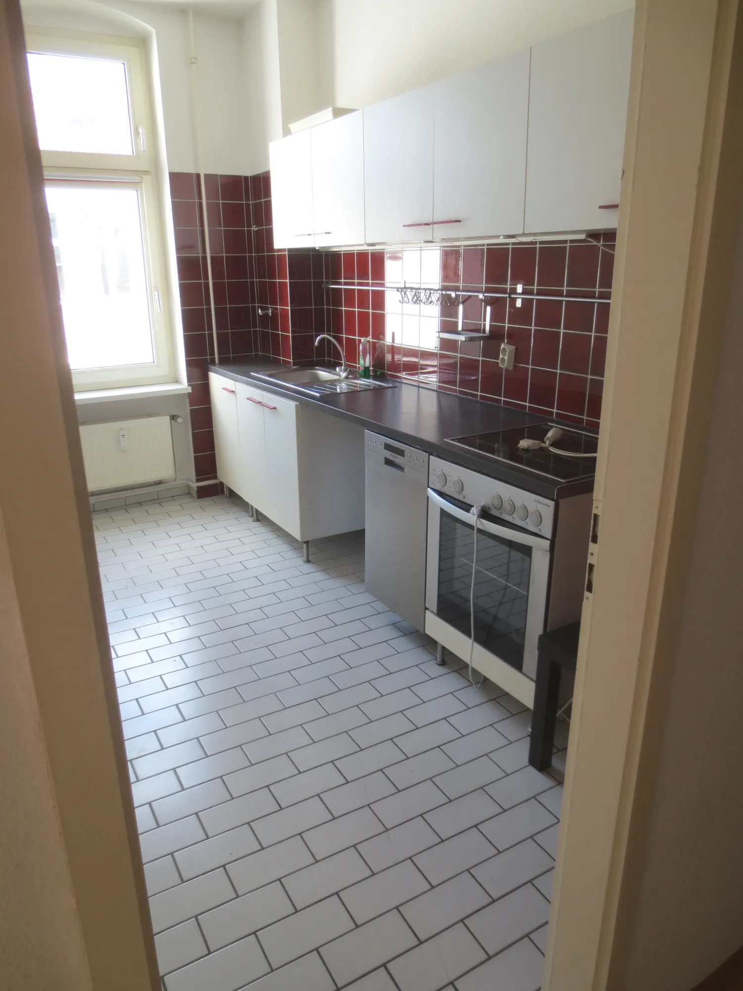 Mit Blick über die Dächer Berlins: Maisonette-Wohnung ca. 65 m² - 2 Zimmer & Dachterrasse zwischen U-Bahnhof Kleistpark und Langenscheidtbrücke – Bild 12