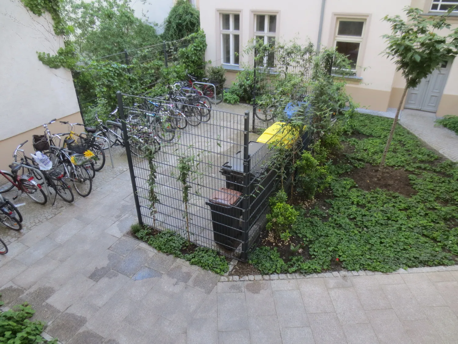 Mit Blick über die Dächer Berlins: Maisonette-Wohnung ca. 65 m² - 2 Zimmer & Dachterrasse zwischen U-Bahnhof Kleistpark und Langenscheidtbrücke – Bild 1