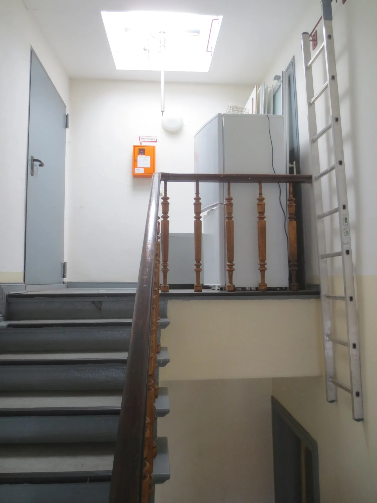 Mit Blick über die Dächer Berlins: Maisonette-Wohnung ca. 65 m² - 2 Zimmer & Dachterrasse zwischen U-Bahnhof Kleistpark und Langenscheidtbrücke – Bild 24
