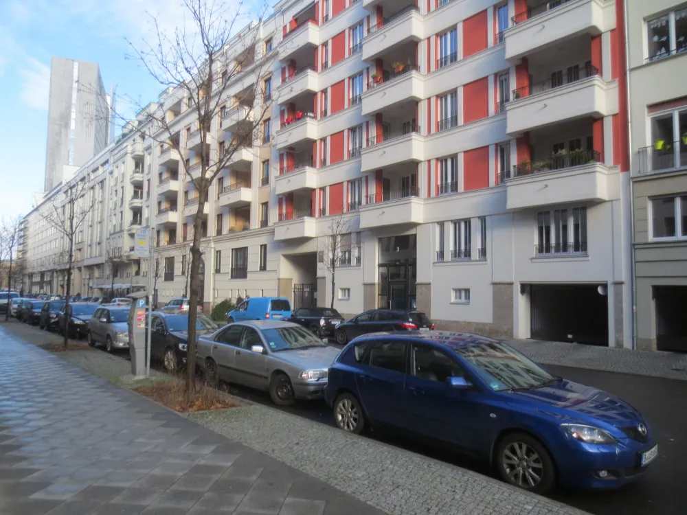 Ein Schmuckstück in Berlins Mitte: Penthouse-Wohnung ca. 137 m² - 4 Zimmer & 2 Dachterrassen („Beuth-Höfe“), inkl. TG-Stellplatz – Bild 7