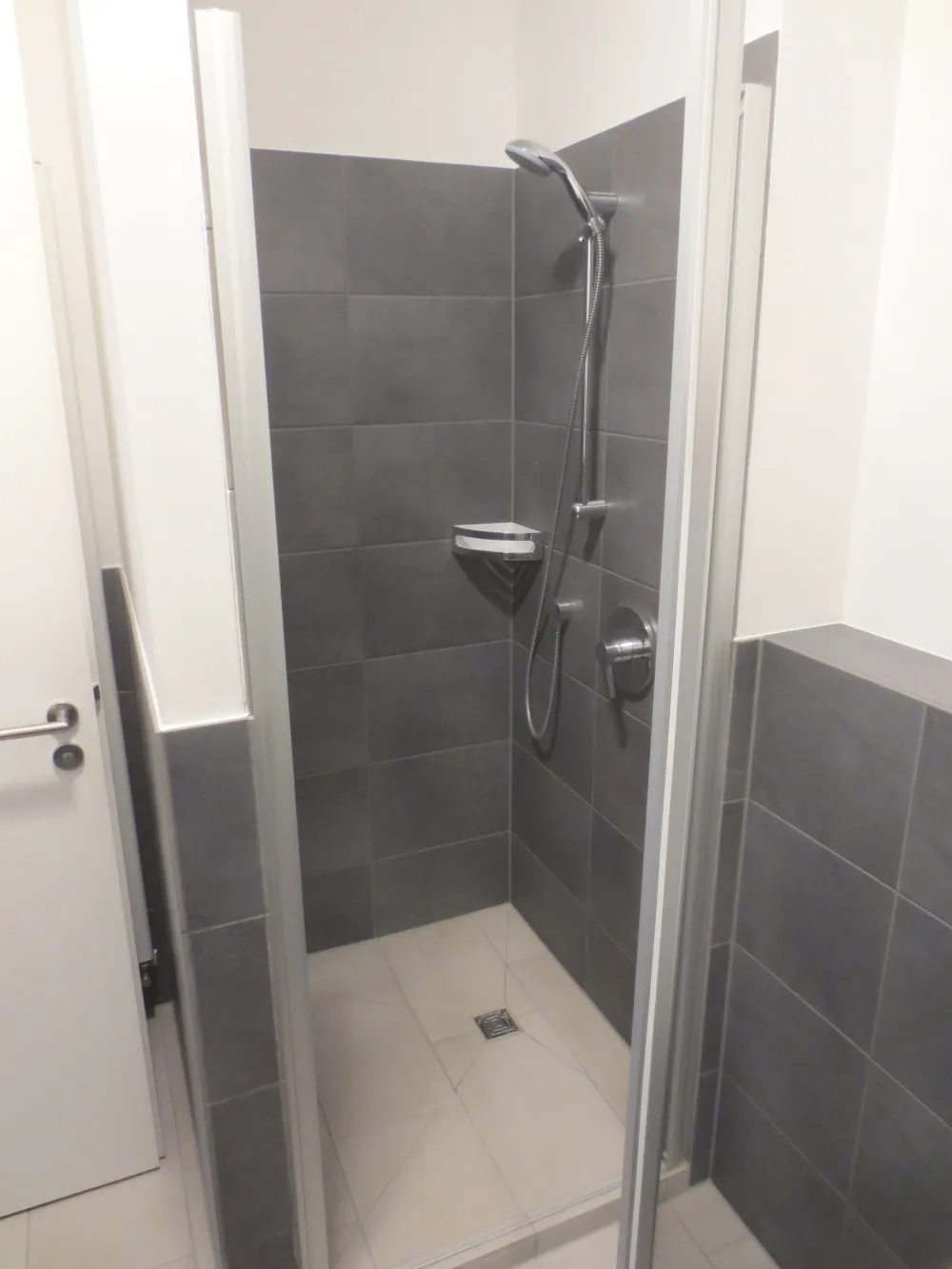 Ein Schmuckstück in Berlins Mitte: Penthouse-Wohnung ca. 137 m² - 4 Zimmer & 2 Dachterrassen („Beuth-Höfe“), inkl. TG-Stellplatz – Bild 10