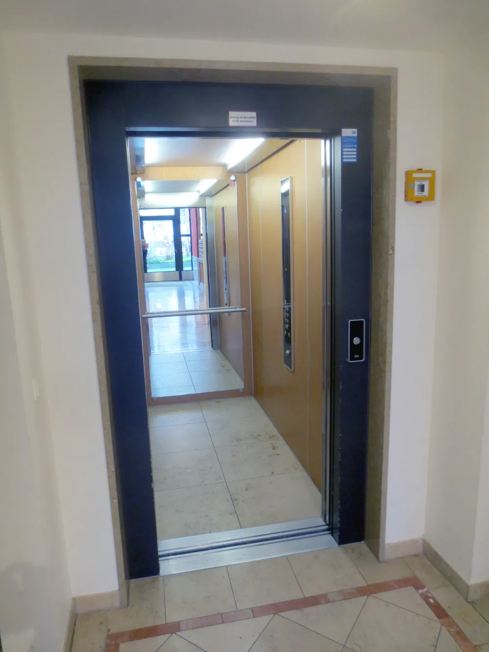 Ein Schmuckstück in Berlins Mitte: Penthouse-Wohnung ca. 137 m² - 4 Zimmer & 2 Dachterrassen („Beuth-Höfe“), inkl. TG-Stellplatz – Bild 13