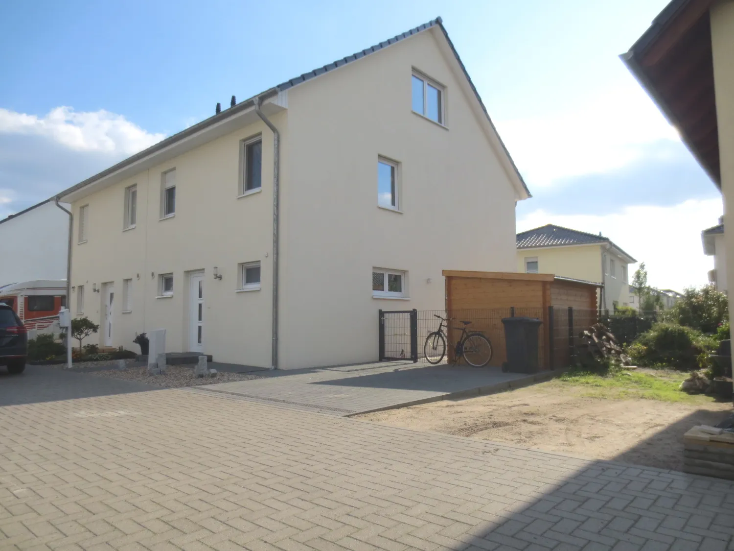 Wohnen im Carlsgarten – dem „Dorf in der Stadt“ – Doppelhaushälfte mit 5 Zimmern, ca. 135 qm Wohnfläche in Berlin-Karlshorst – Bild 4