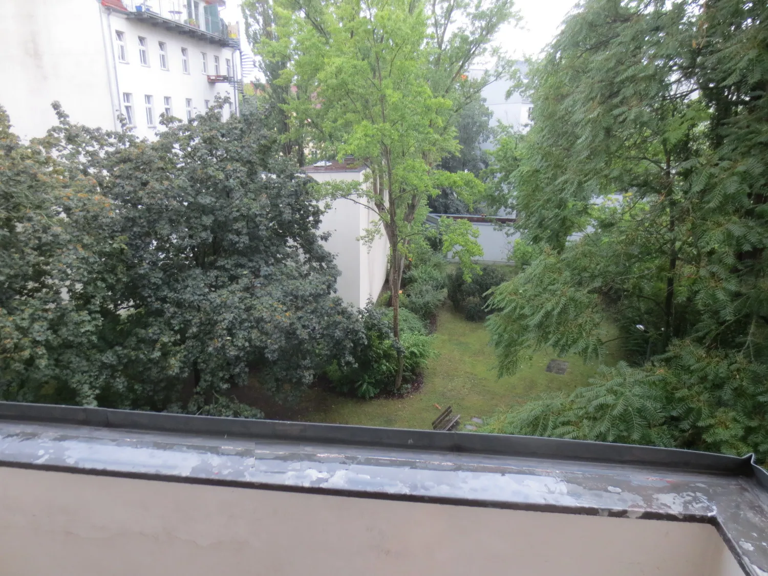 Am ehem. Viehhof im Friedrichshain: kleines Apartment mit ca. 39 m² - 1 Zimmer, Küche, Bad & Balkon – Bild 2