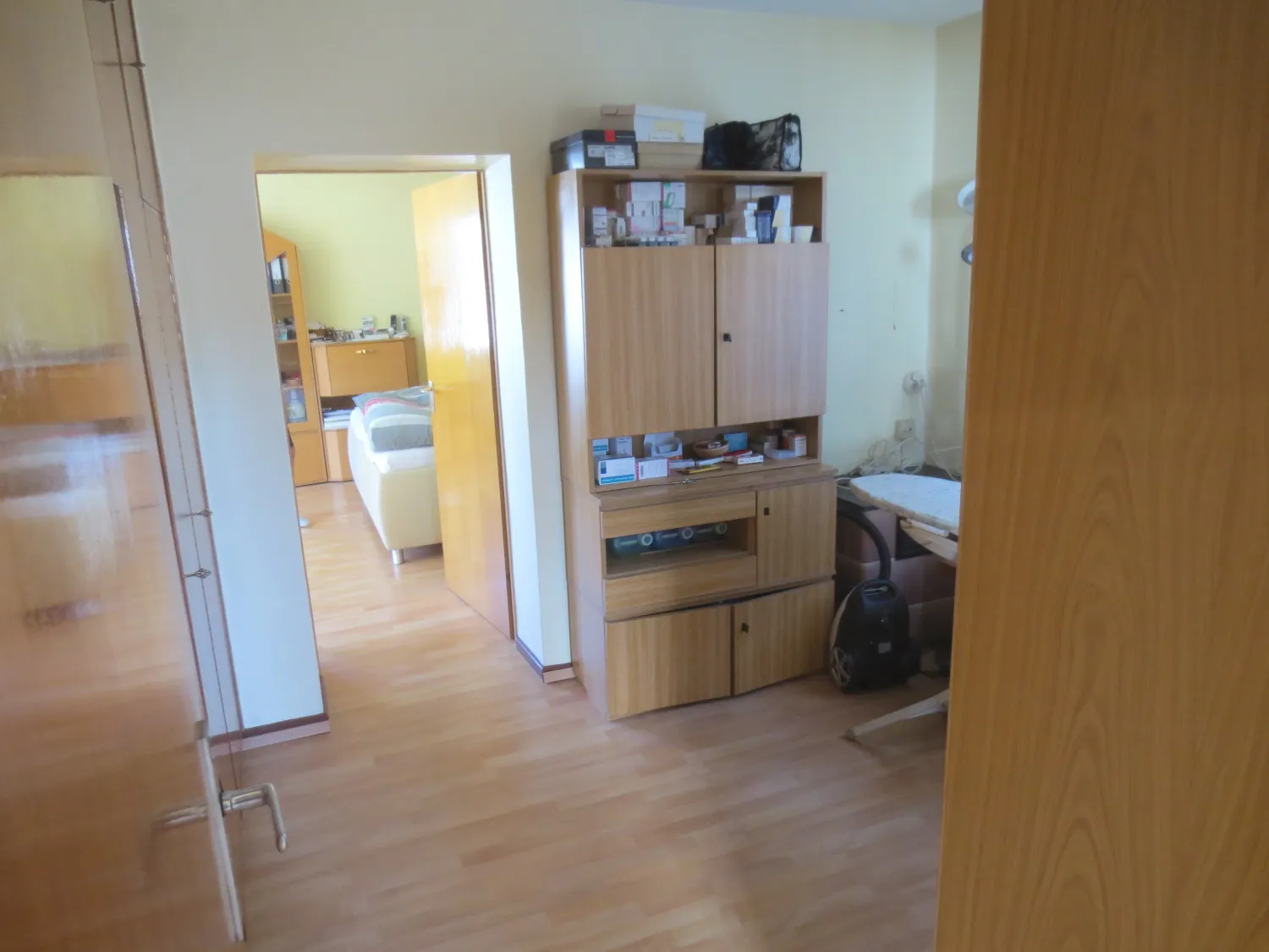 Wohnen in Gatow – „Dorf in der Stadt“: bezugsfreies Einfamilienhaus in sehr schöner Lage, ca. 168 qm Wohnfläche (Renovierungsbedarf) + Doppelgarage zu verkaufen – Bild 23
