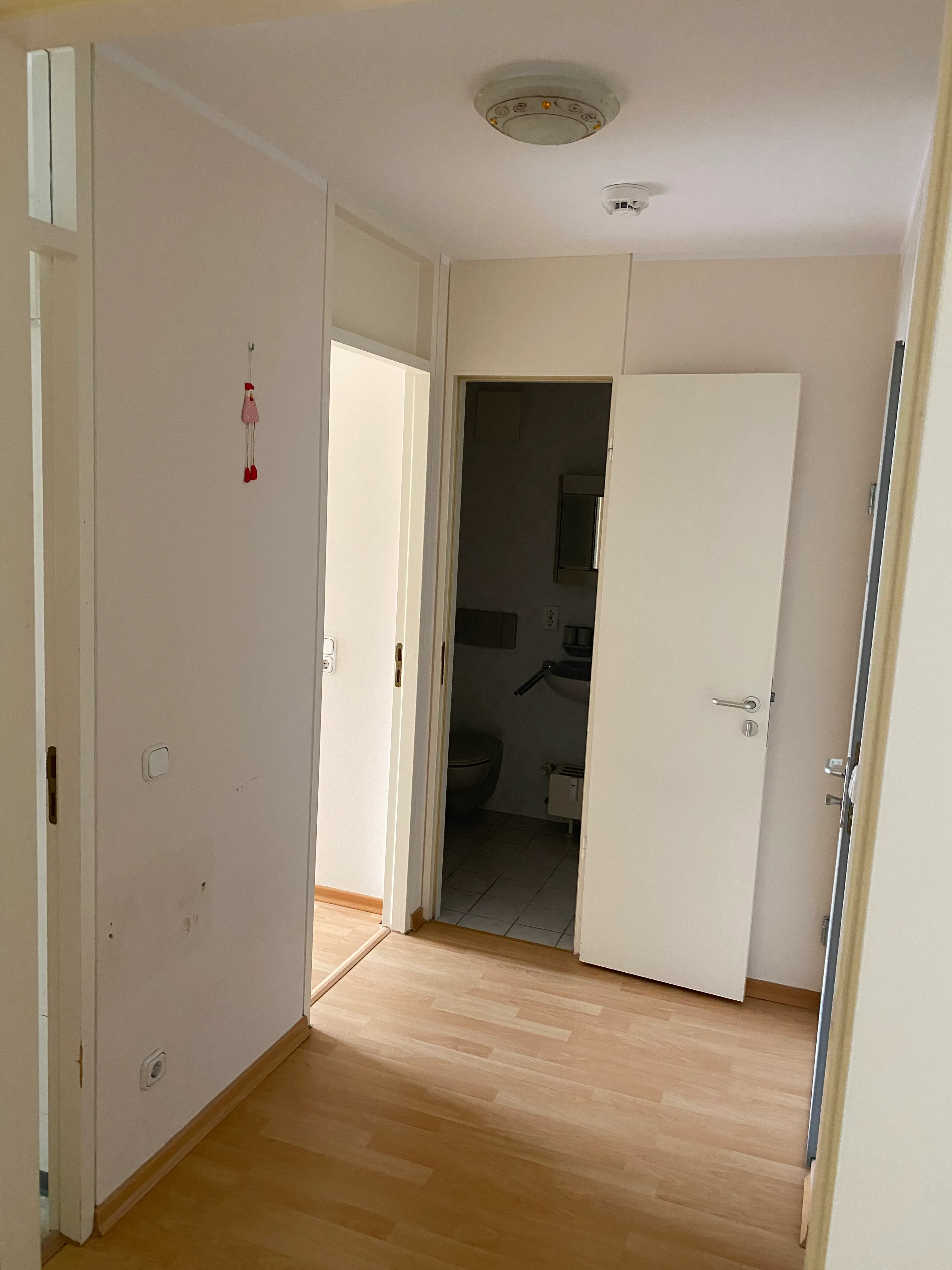 0938-06 Flur Eingang