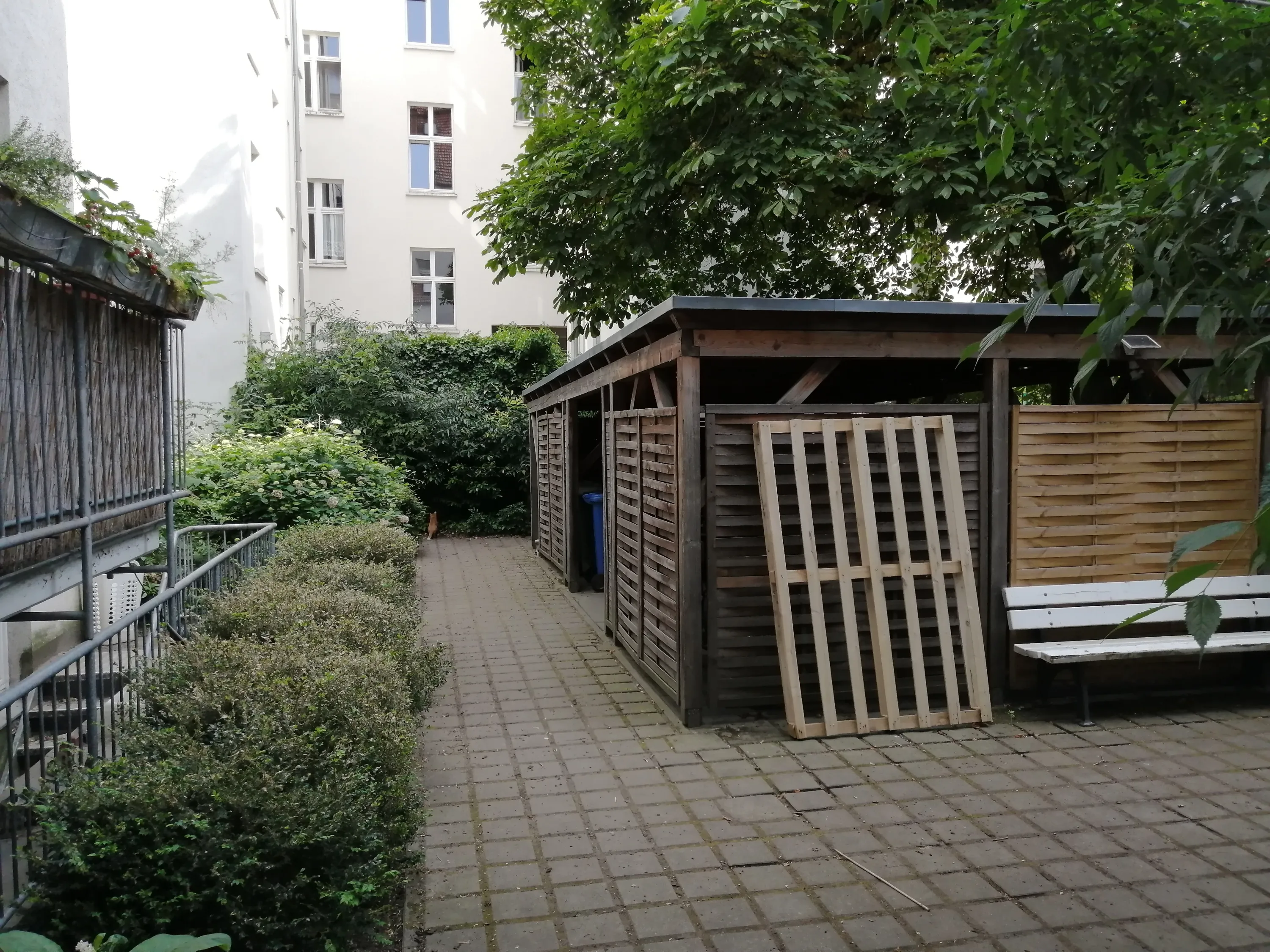 0937-07 Innenhof