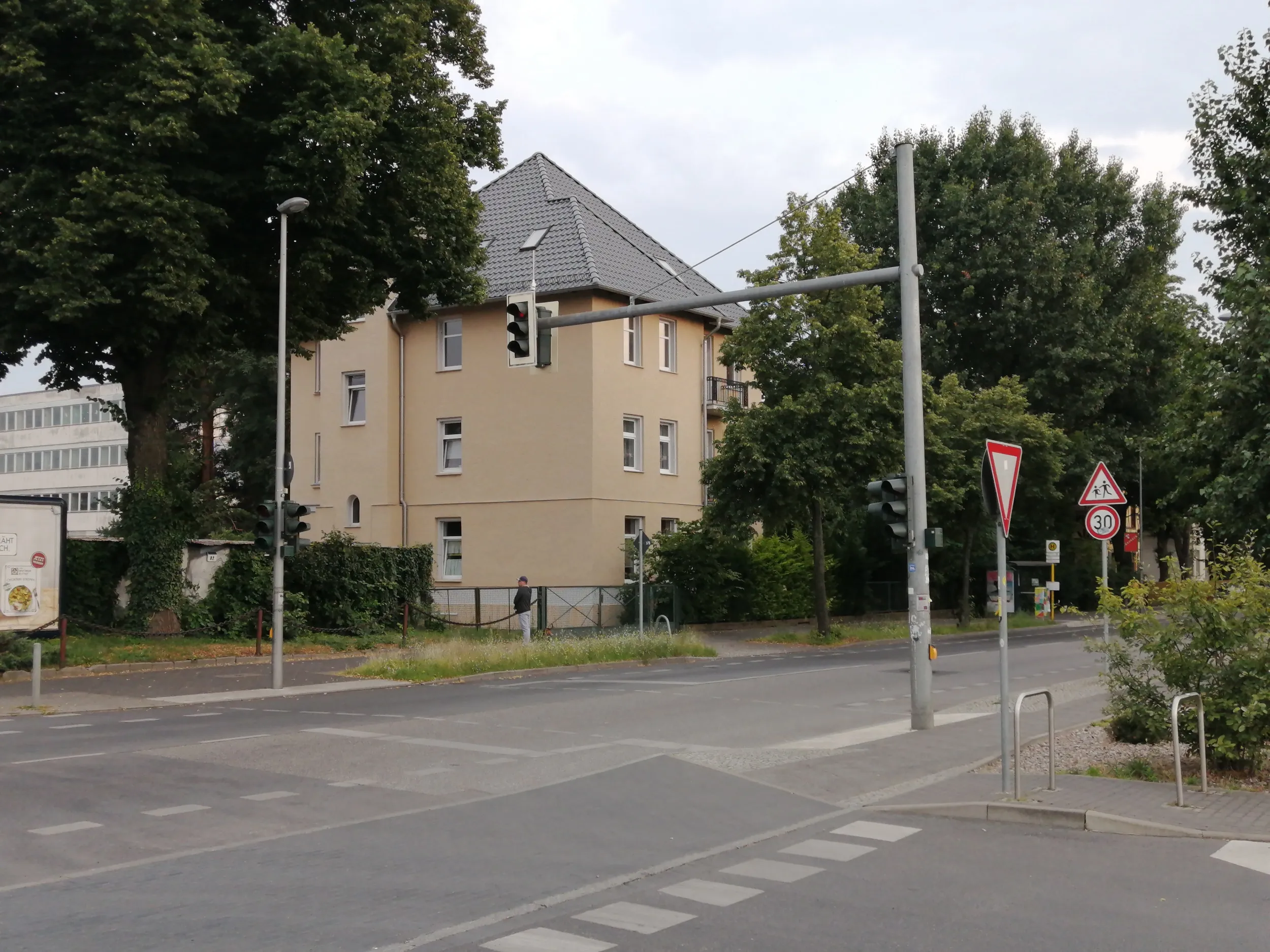 0940-01a Mehrfamilienhaus