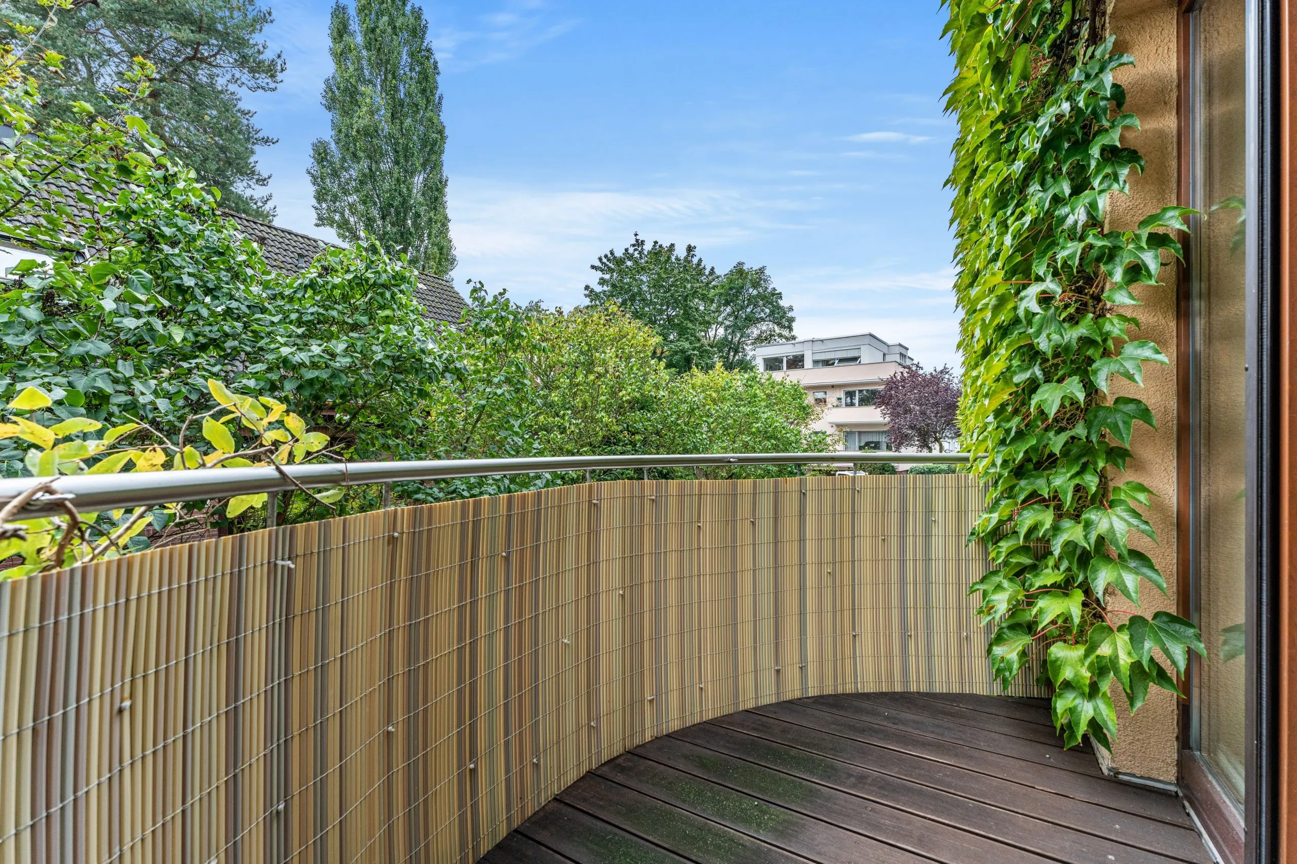 0974-32 Ausblick Balkon