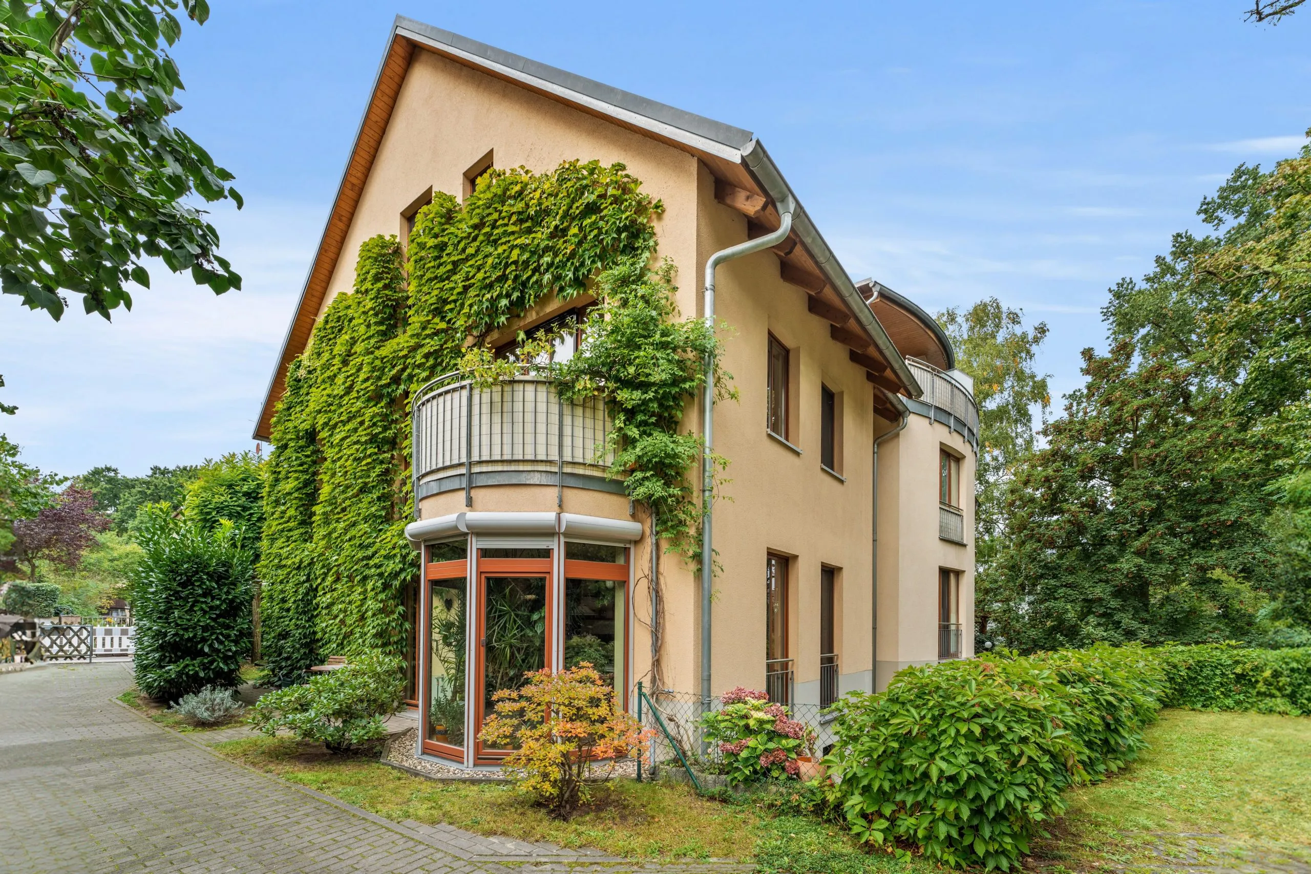 0974-02 Raumwunder