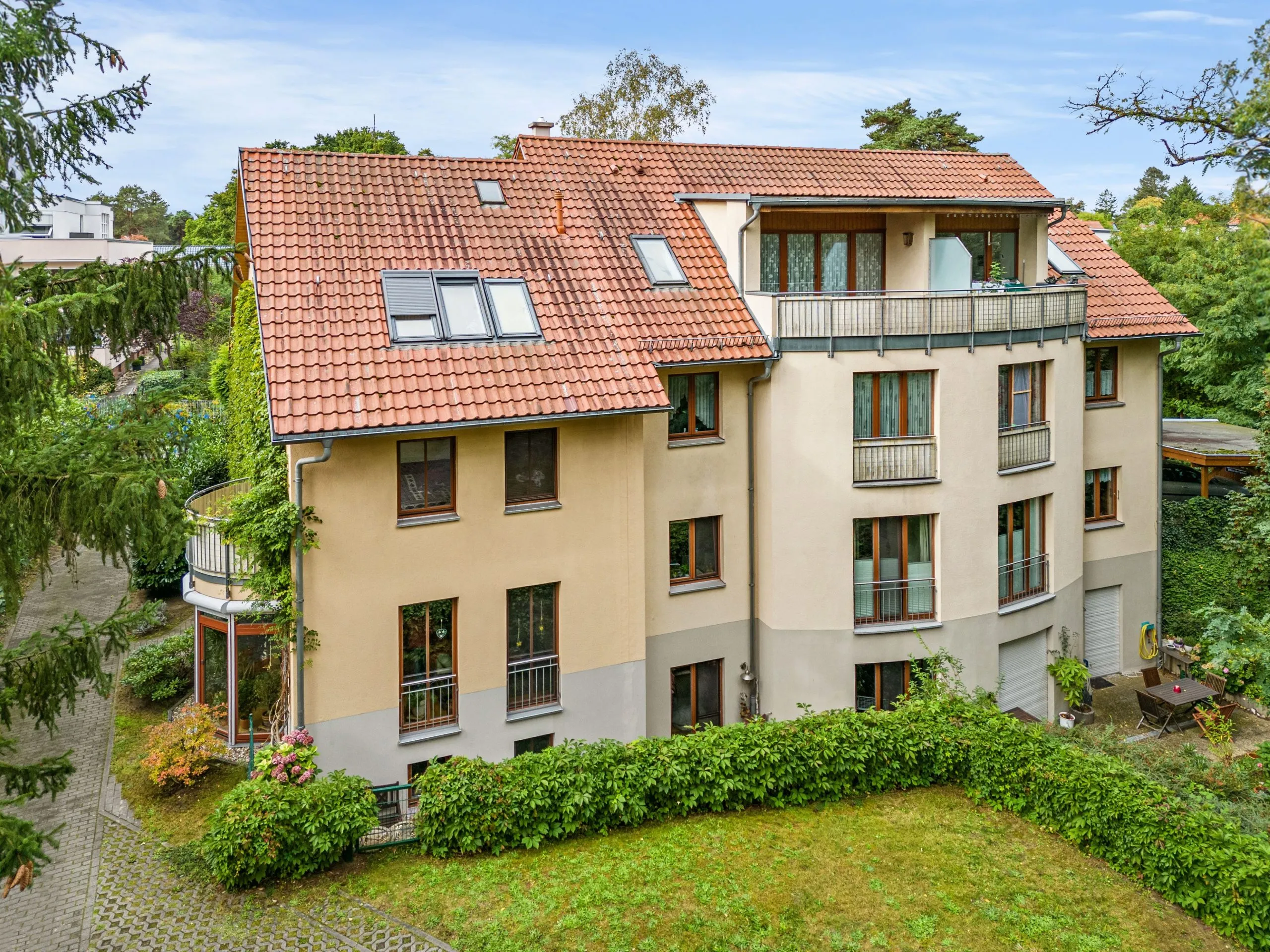 0974-63 Gartenansicht