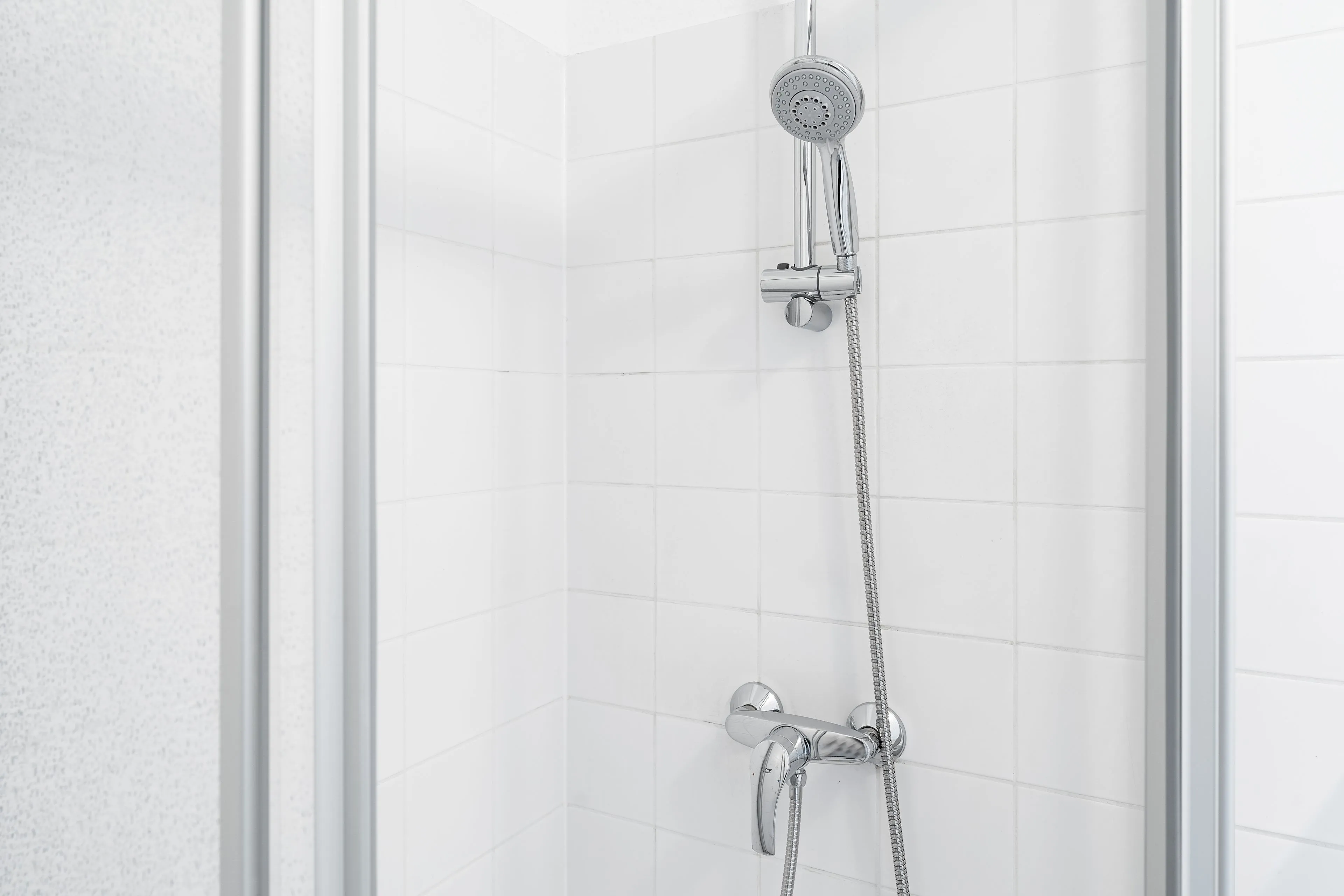 0978-17 Badezimmer Details