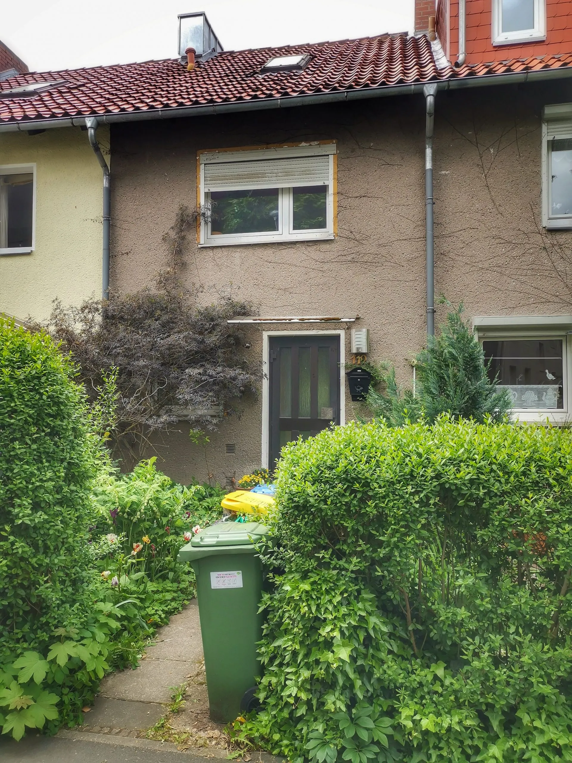 1045-23 Hausansicht 2