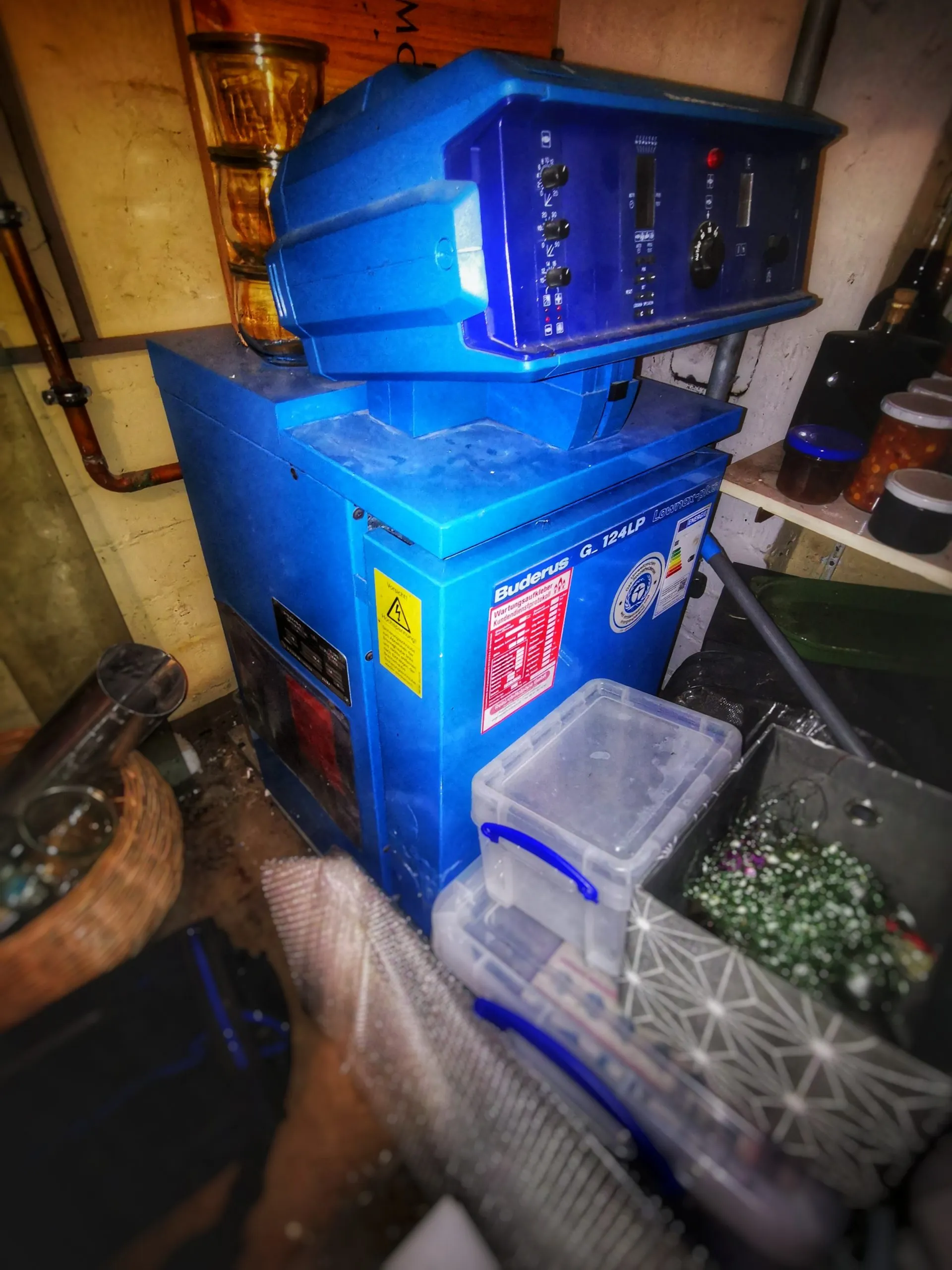 1045-07 Keller Heizung