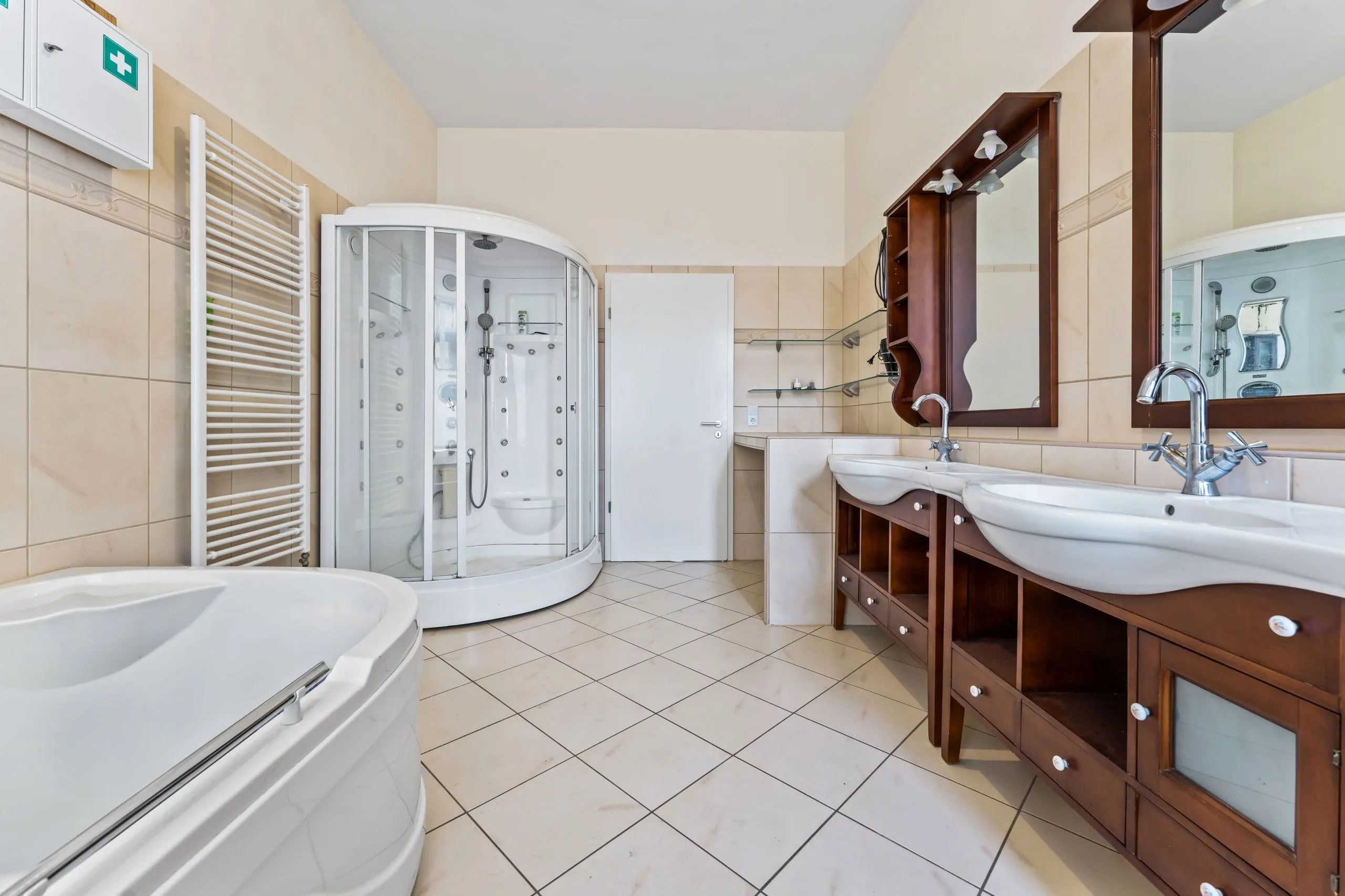 1041-22 Badezimmer1