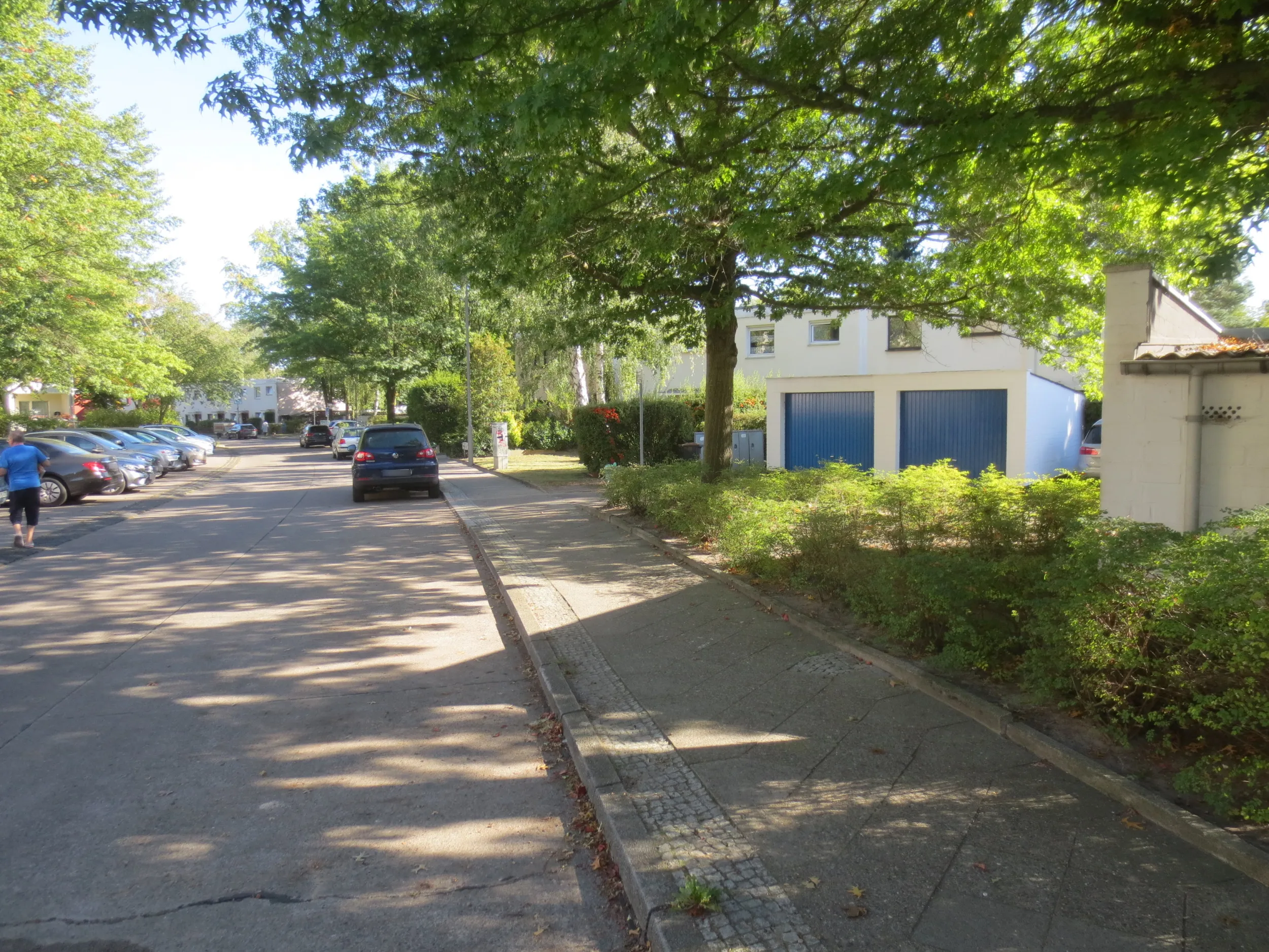 0913-03 ein Blick in die Straße