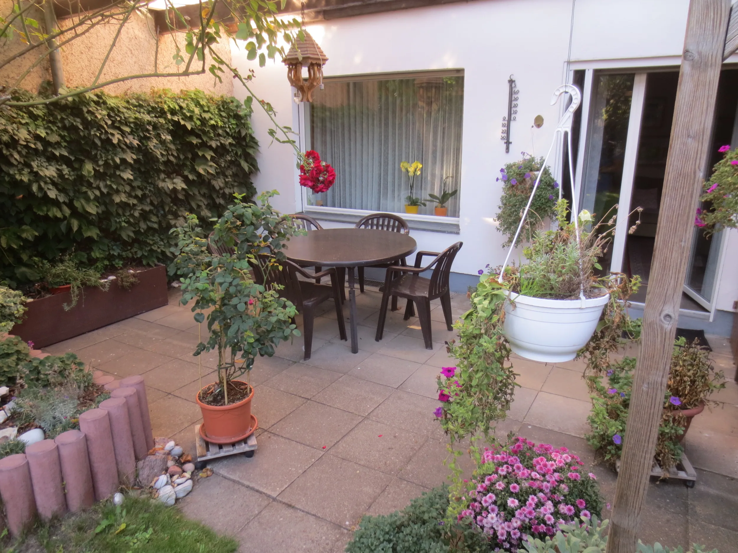 0913-28 Terrasse zum Garten