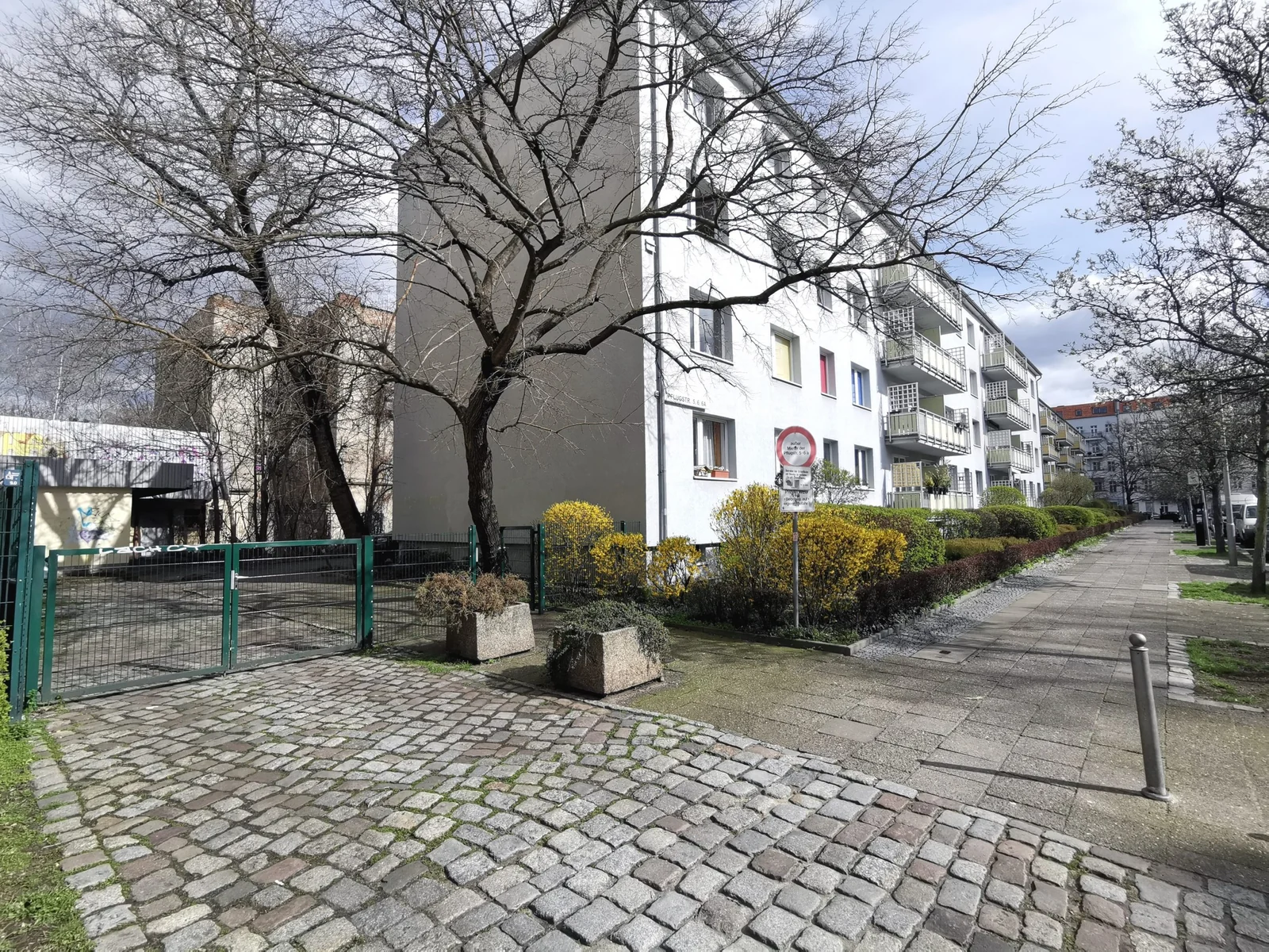 Berlin-Mitte: 2-Zimmer ETW ca. 47 m² - bezugsfrei, Renovierungs- /Handwerkerobjekt