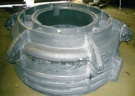 Large cast pressure vessel component