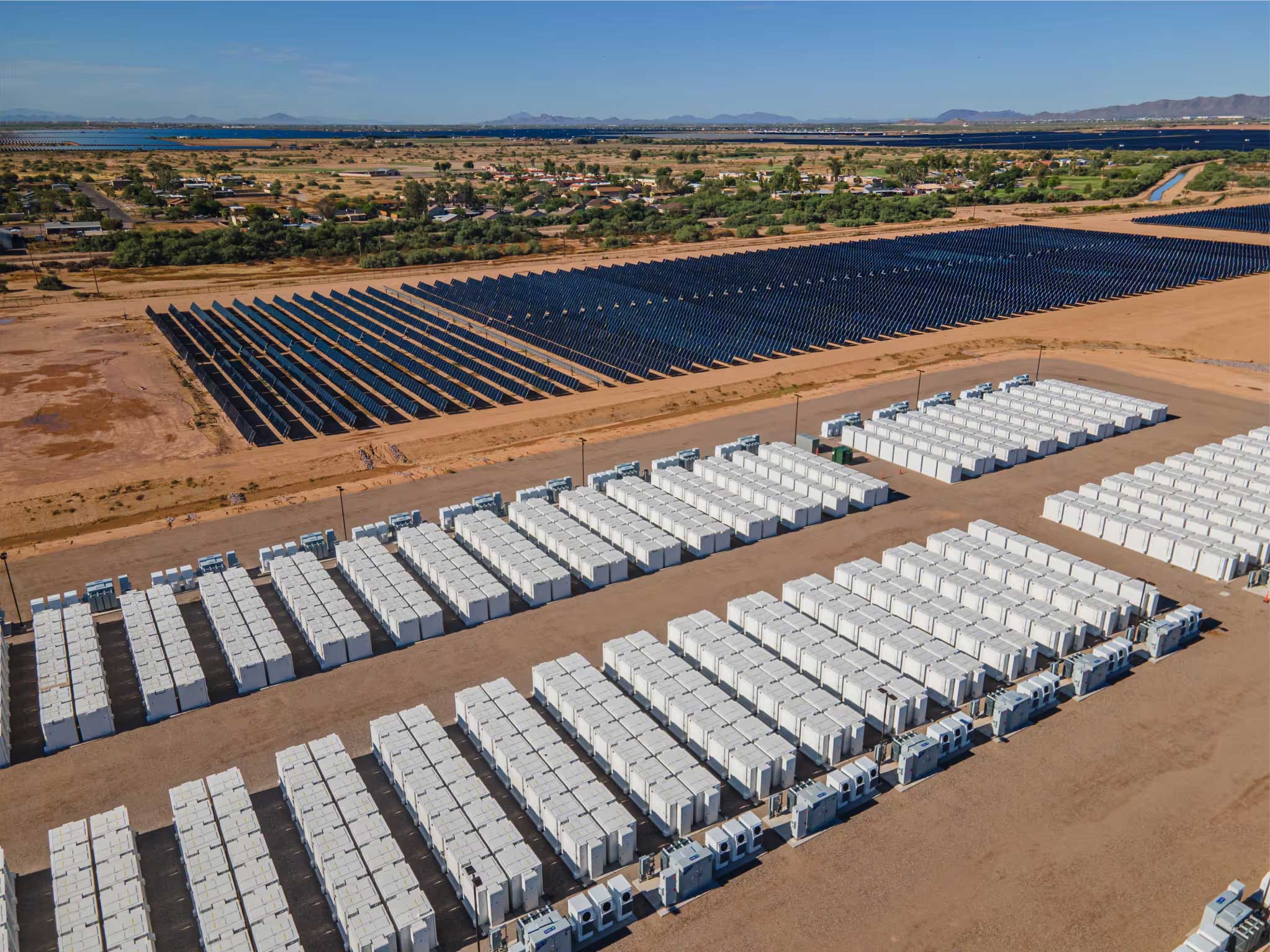 Aerial view of CAB1000 units at a solar and storage site.