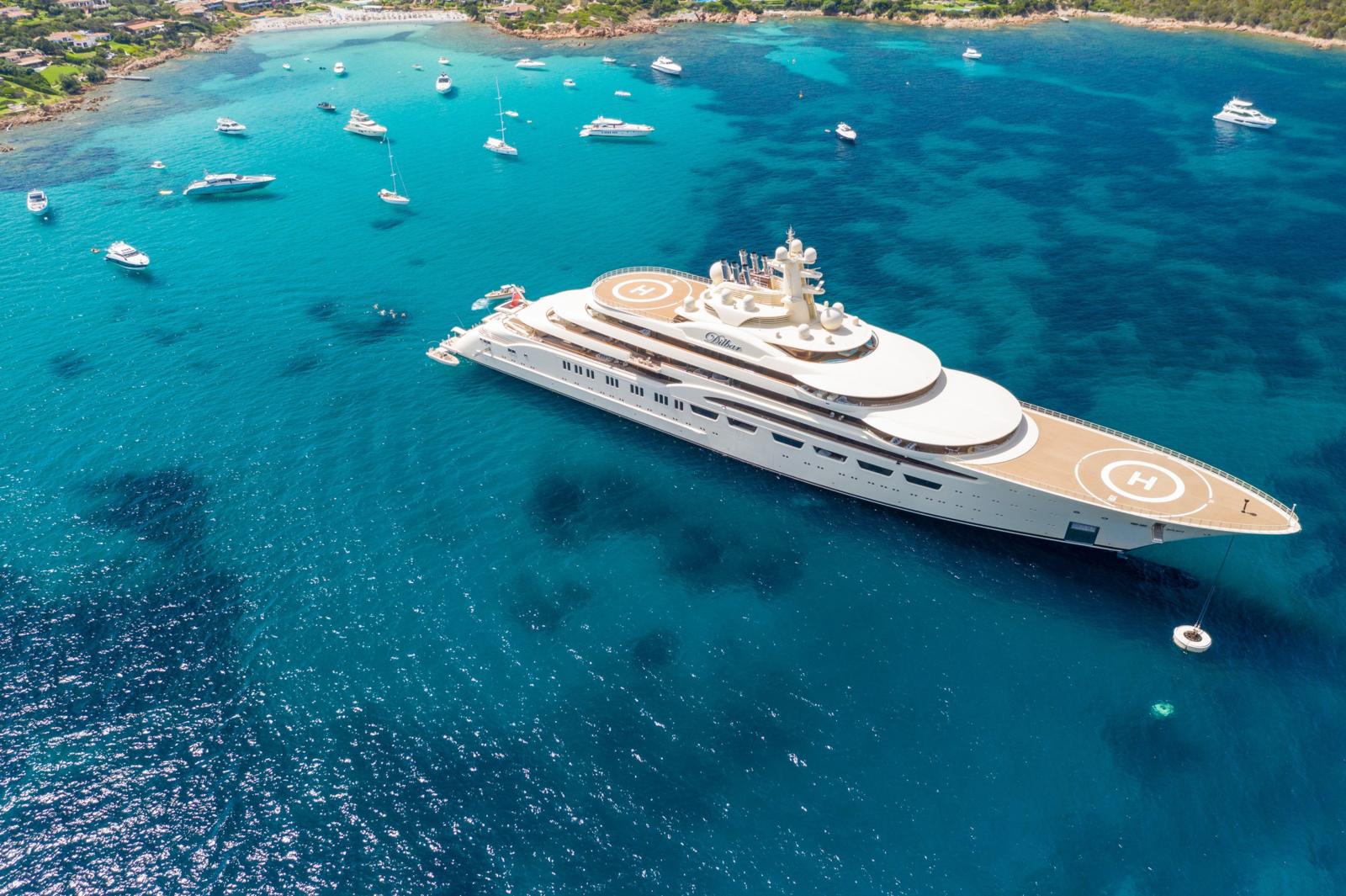 Private yacht charter arranged by the Azur Home Collection concierge team