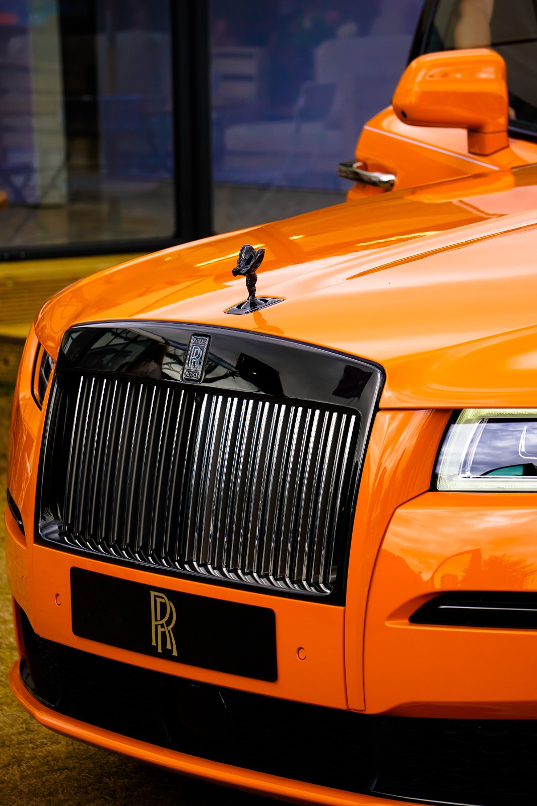 Luxury airport transfers with Nice Côte d'Azur and Cannes-Mandelieu arranged by Azur Home Collection