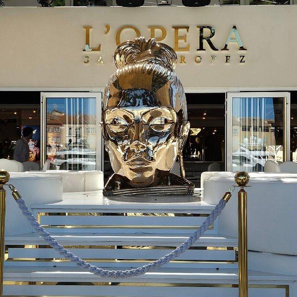 St-Tropez beach clubs — a day by the Mediterranean arranged by Azur Home Collection