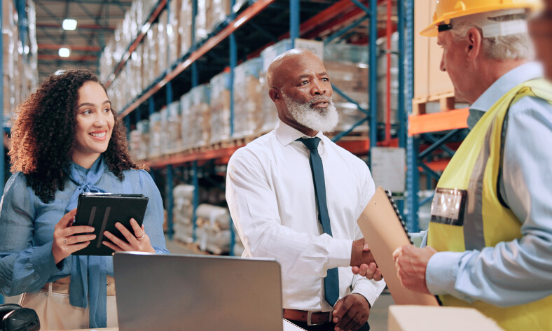 B2B product spotlight: A beginner’s guide to customer-specific products, pricing and promotions with commercetools