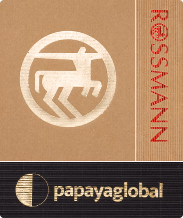 Logo Rossmann na tle beżowego papieru oraz logo papayaglobal na czarnym tle.