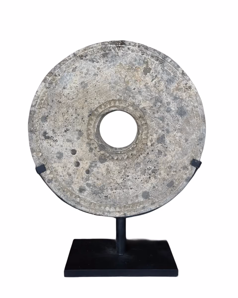 Labe stone on stand