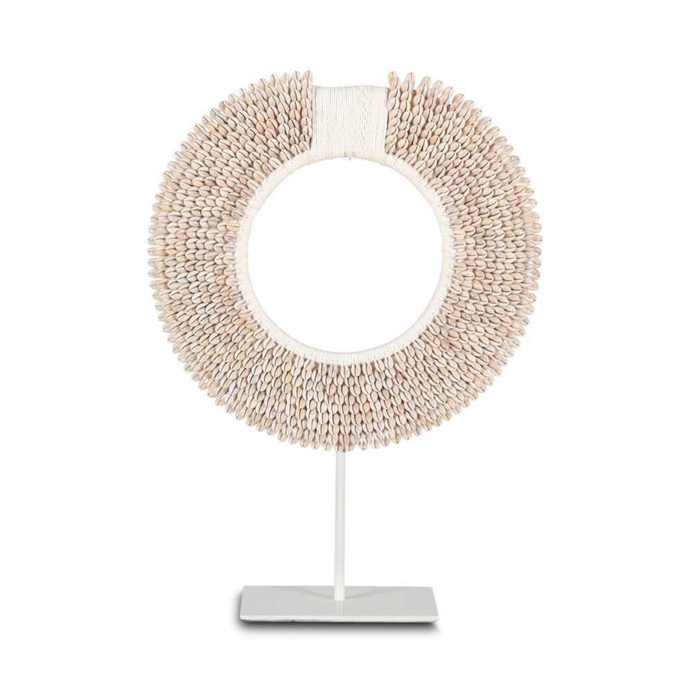 Papua natural shell necklace on cream stand (20 cm)