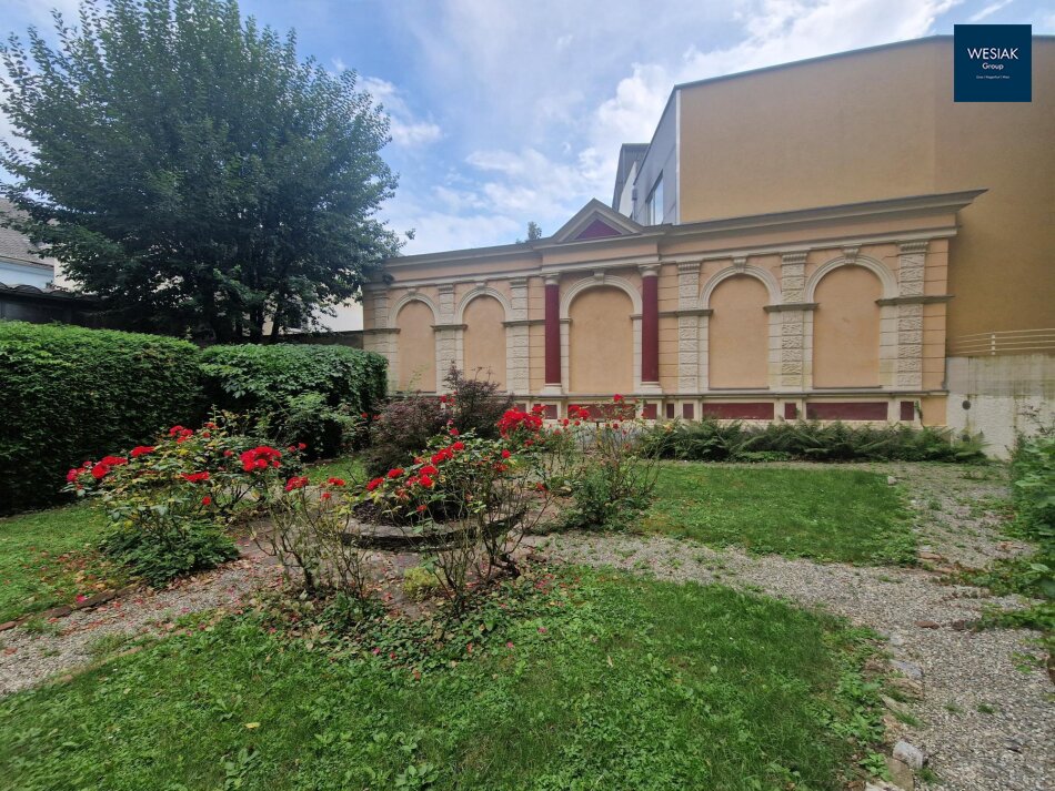 Großzügige 4 Zimmer - Altbauwohnung mit zwei Balkonen in zentraler Lage - Volksgartenstraße 10/4 zu vermieten - Nutzung des Gemeinschaftsgartens möglich!!!