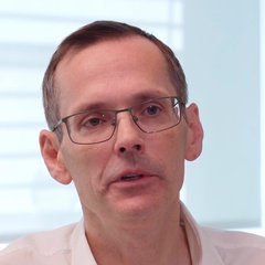 Oliver Kröpfl