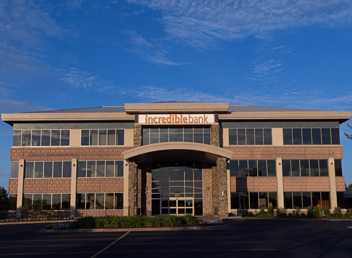 IncredibleBank history, 2019