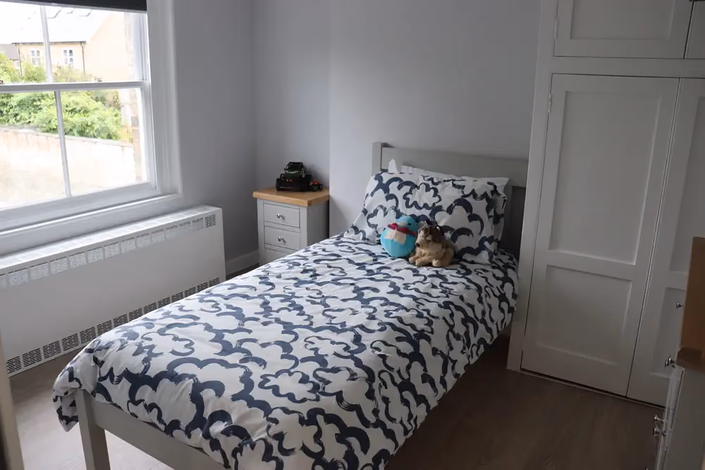 Oak Tree House bedroom