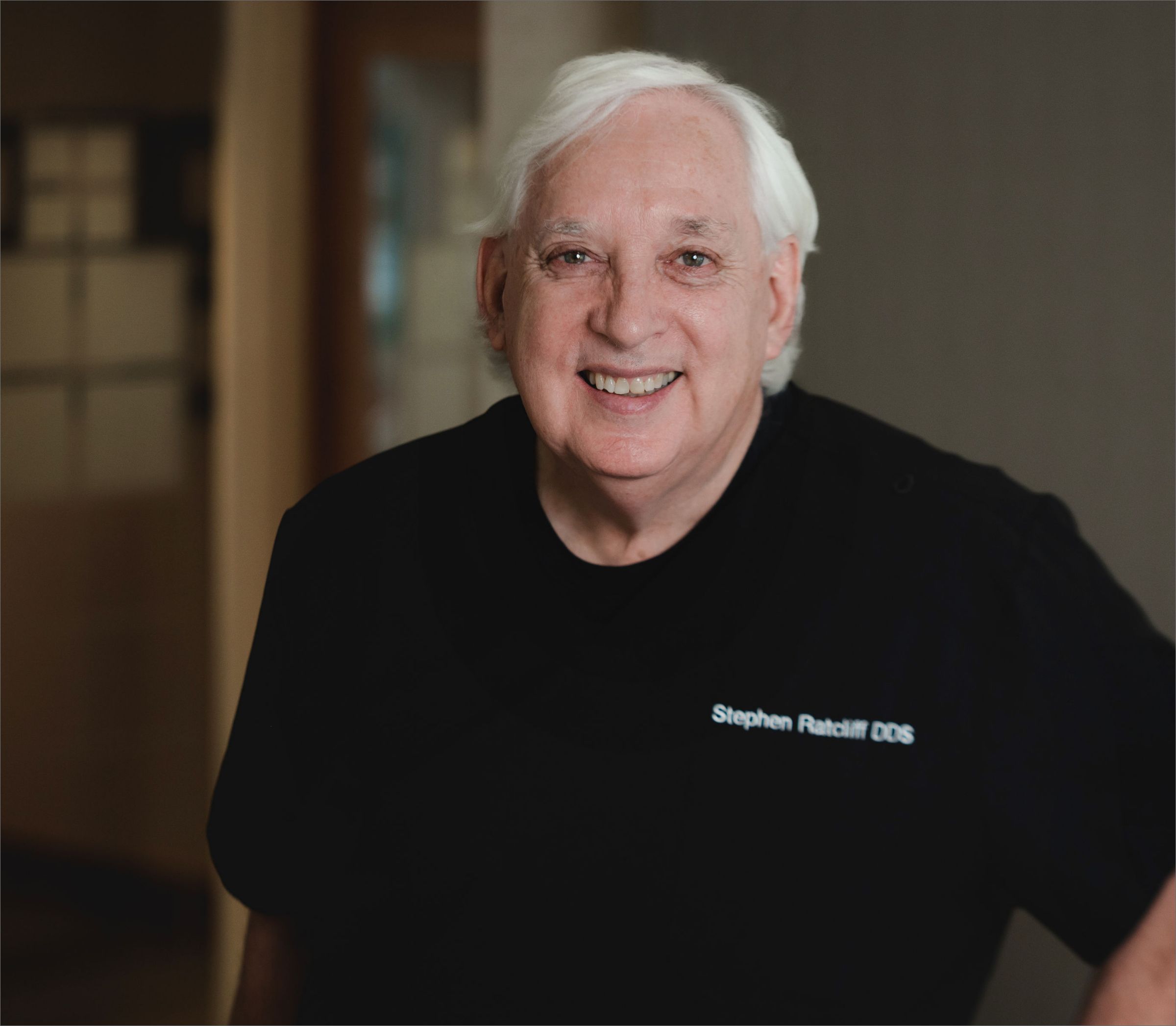 Portrait of Dr. Stephen Ratcliff, DDS, smiling.