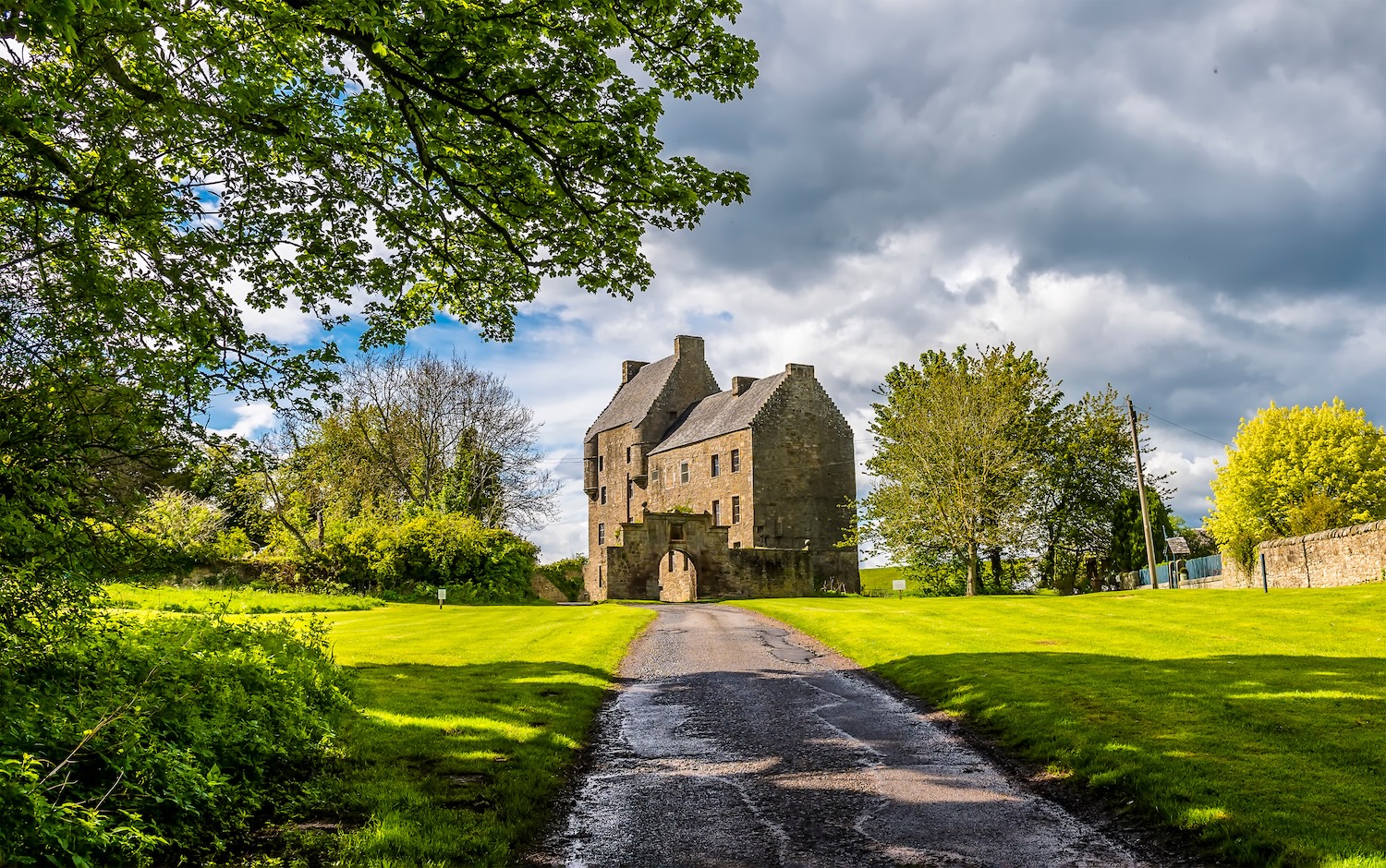 Midhope Castle
