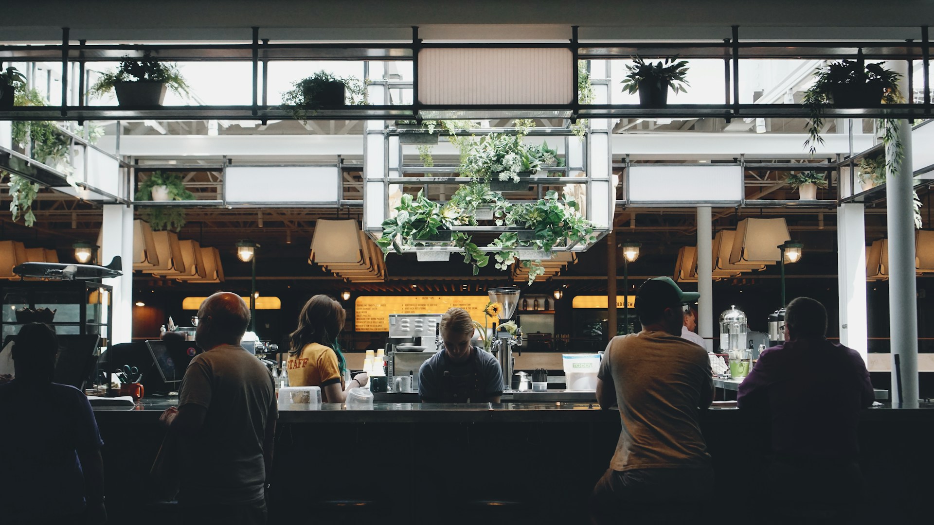 42 Restaurant Industry Worker's Compensation Statistics Every Multi-Unit Operator Must Know