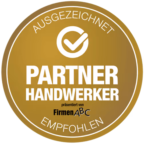 Auszeichnungssiegel für empfohlene Partnerhandwerker, präsentiert von FirmenABC.