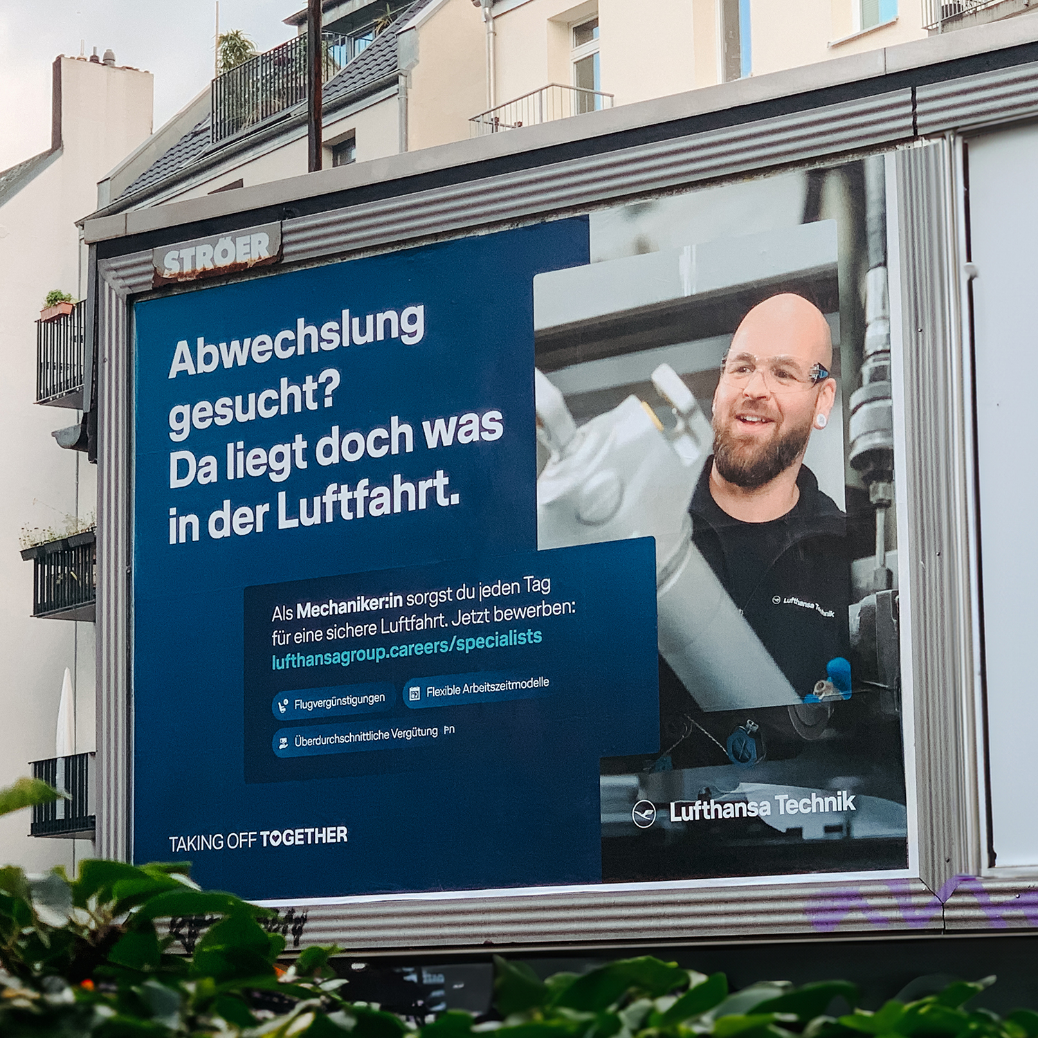 Out of Home Kampagne im neuen Employer Branding von Lufthansa Technik