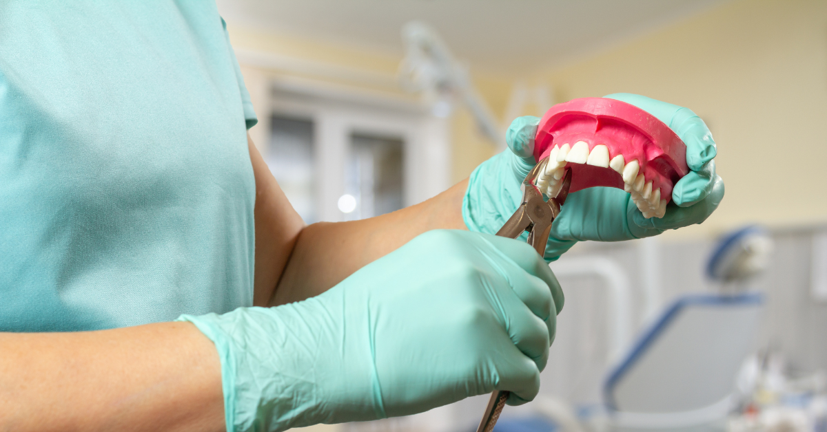 Can A Dental Implant Be Done Same Day As Extraction?