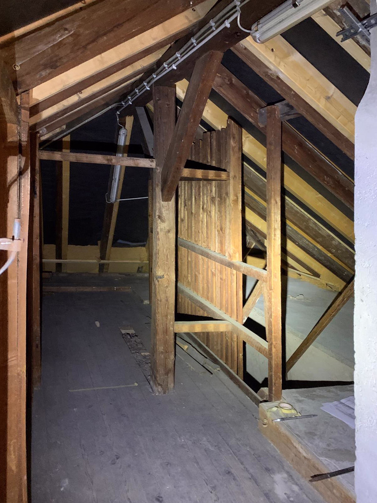 Dachstuhl1 – Projekt Ausbau eines Dachstuhls