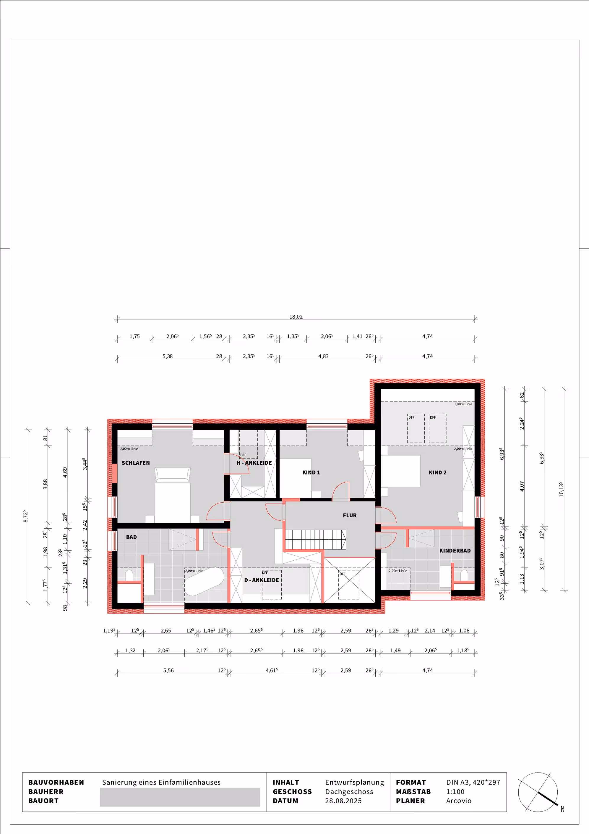 Grundriss eines Dachgeschosses mit Schlafzimmer, zwei Kinderzimmern, zwei Ankleiden, Flur, Bad und Kinderbad, inklusive Maßen und Planungsdetails.
