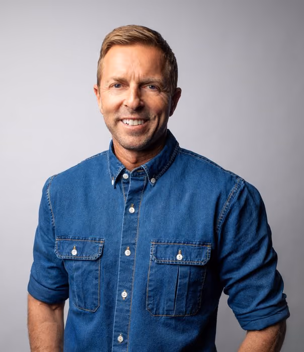 Headshot of Tyler Scott