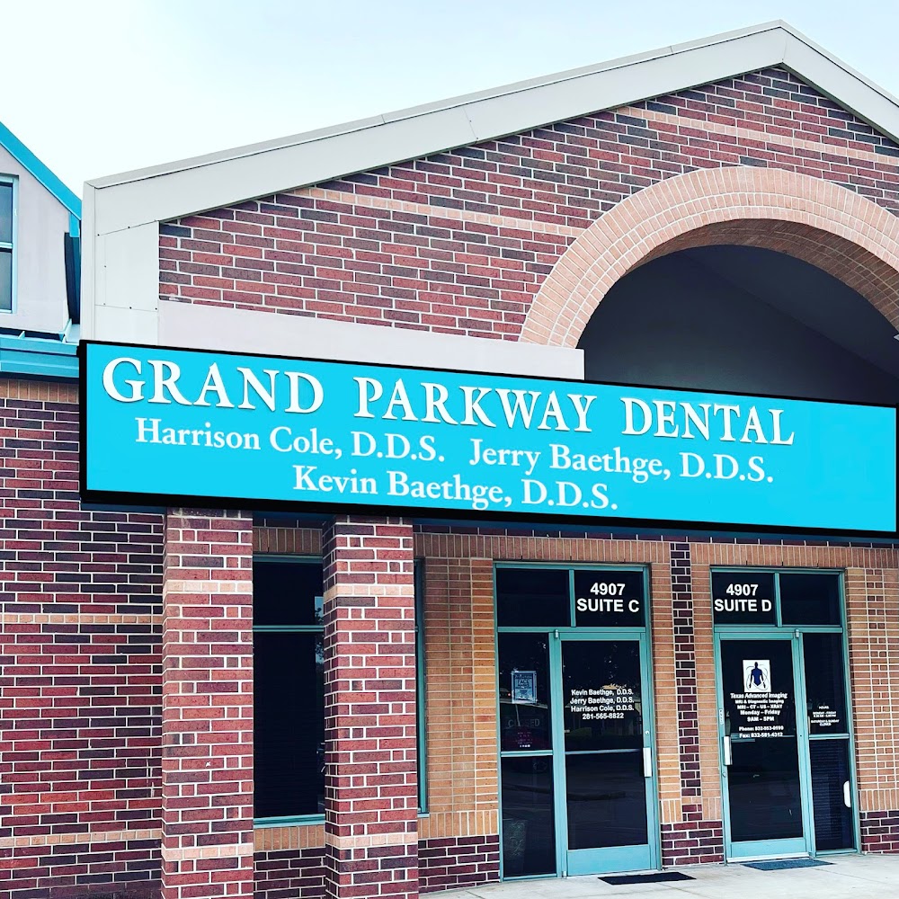 Exterior signage at the Grand Parkway Dental Studios office in Sugar Land, Texas