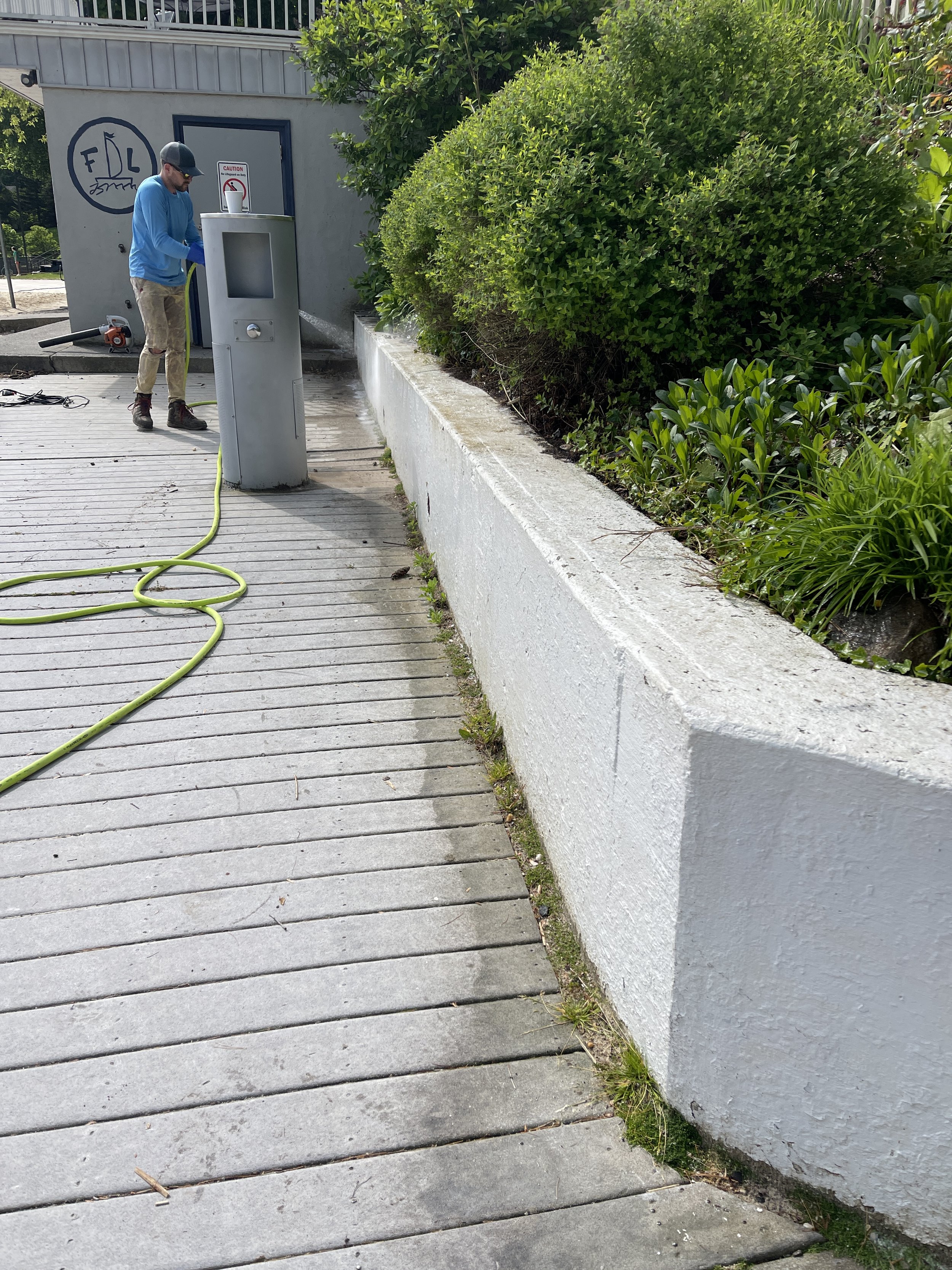 Sidewalk cleaning at a New Jersey apartment community