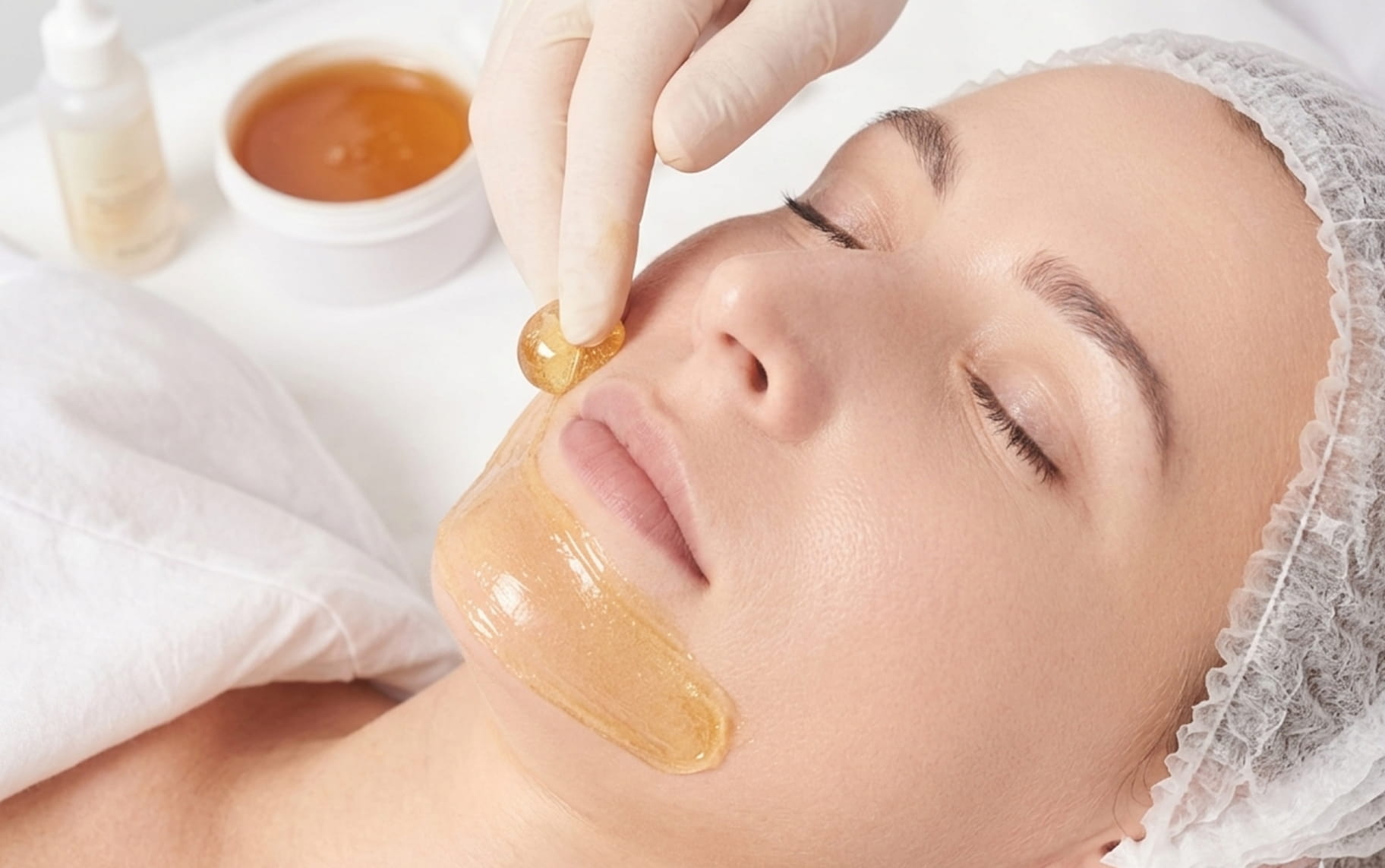 Sugaring im Gesicht
