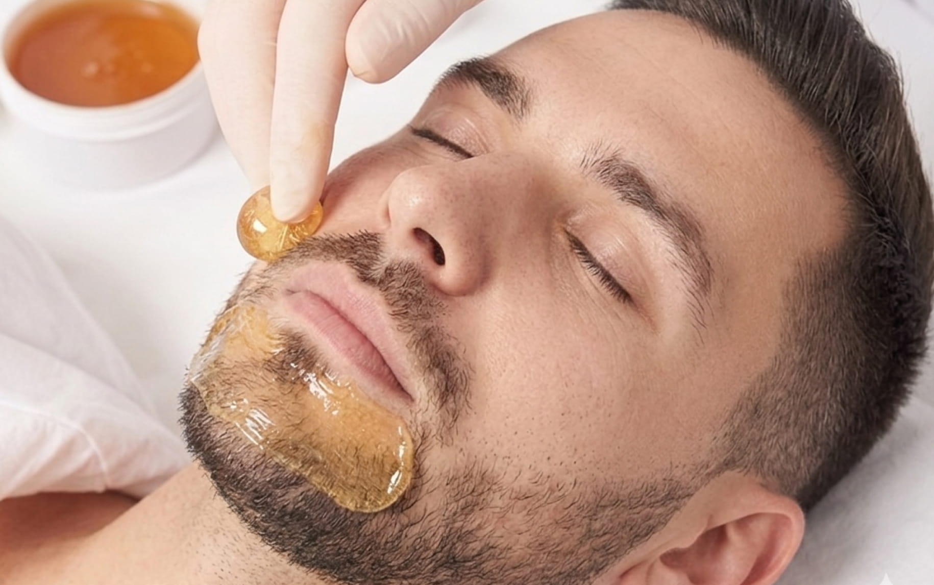 Waxing im Gesicht
